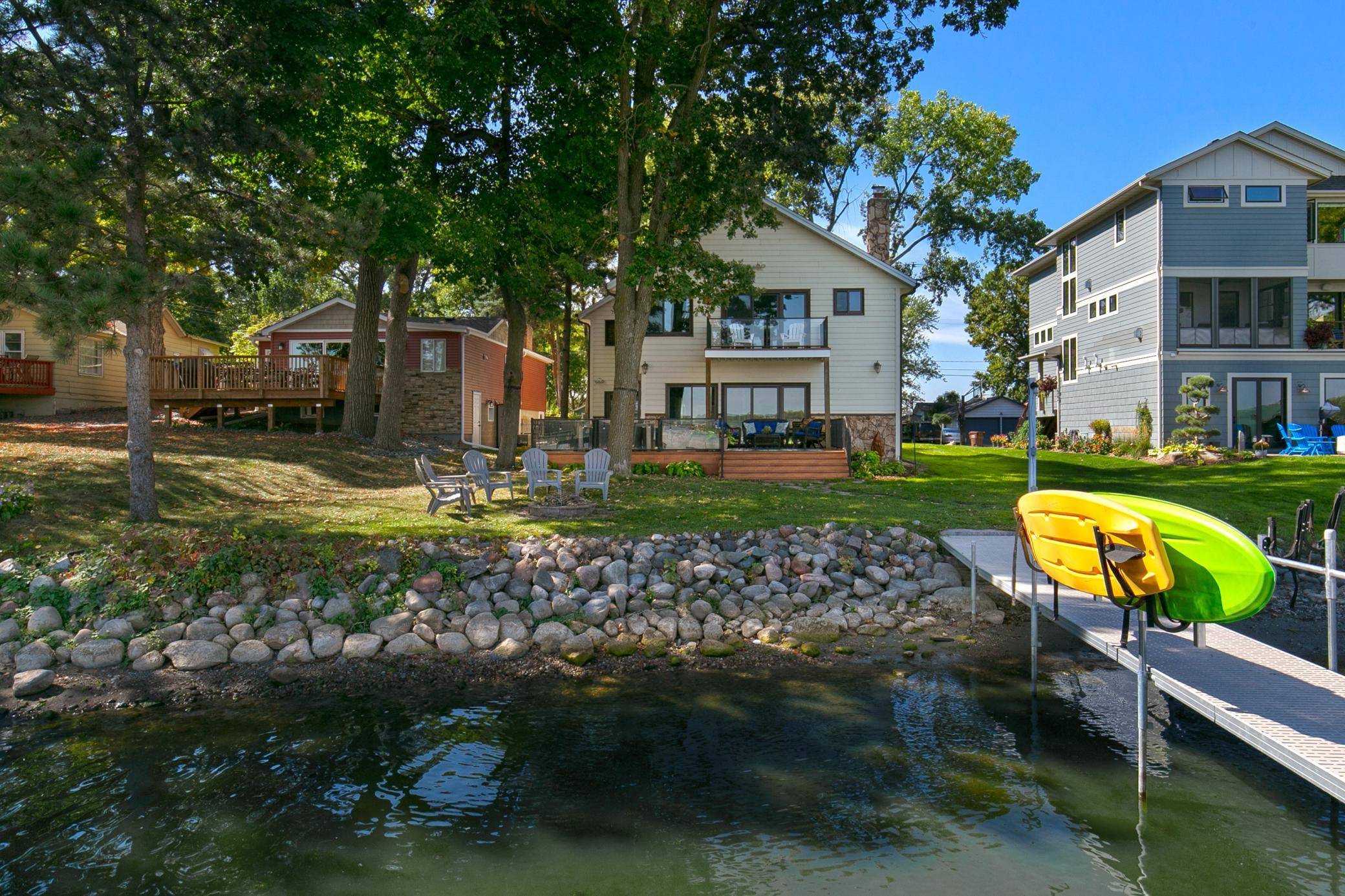 1900 Shorewood LN, Mound, MN 55364