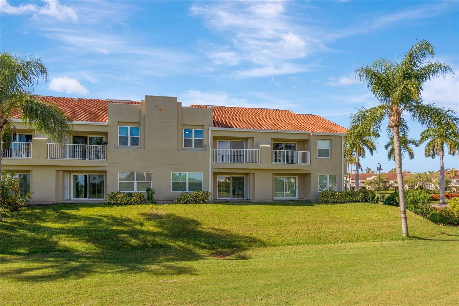 6191 BAHIA DEL MAR BLVD #202, St Petersburg, FL 33715