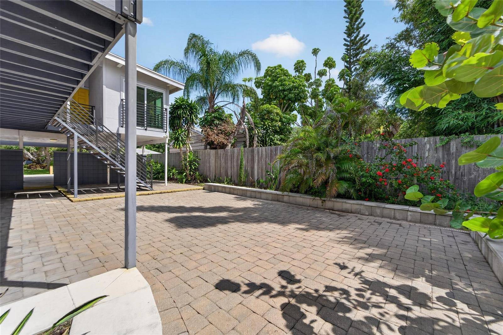 1236 13TH ST, Sarasota, FL 34236