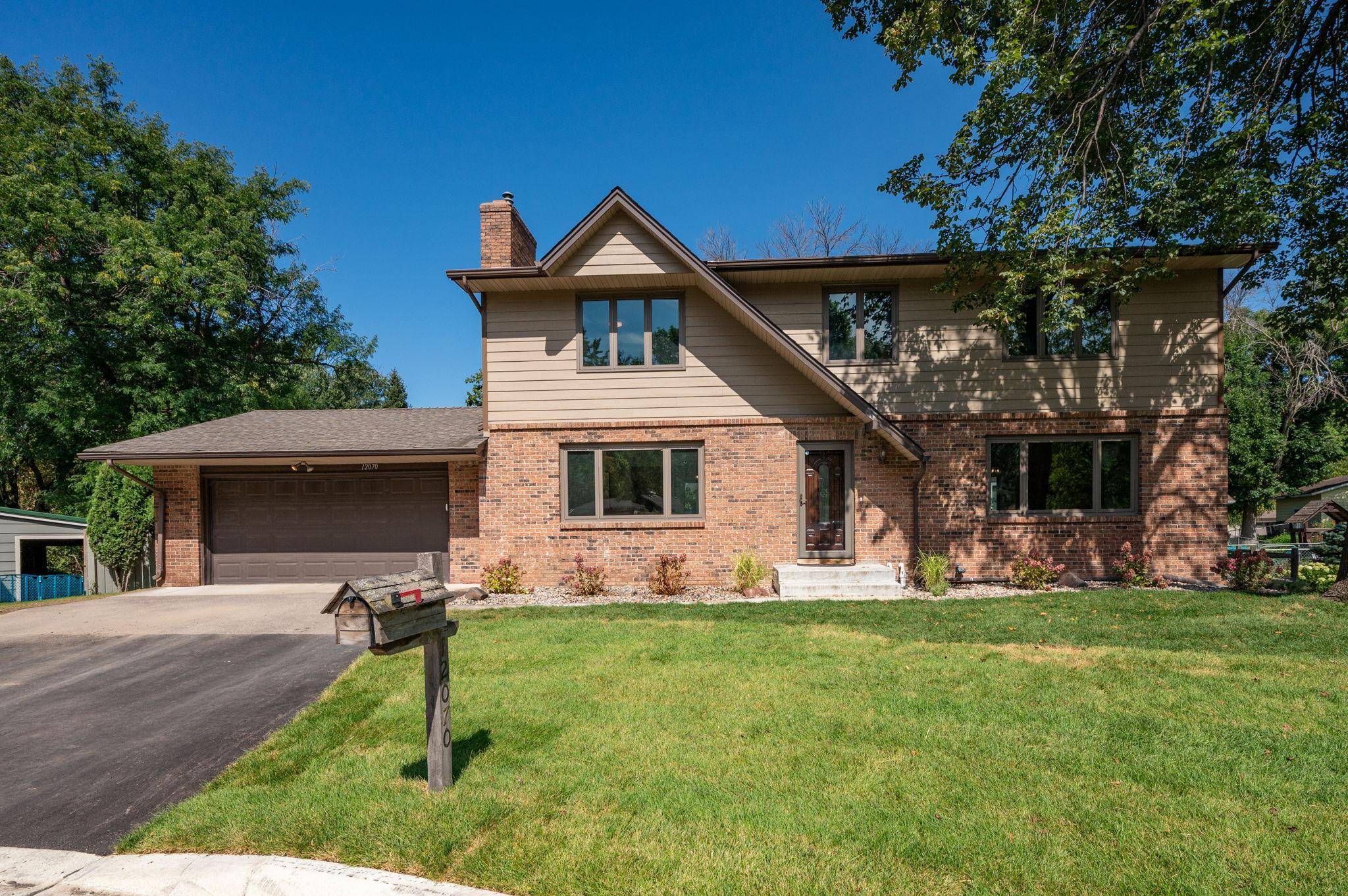 12070 Meadowlark CT, Maple Grove, MN 55369