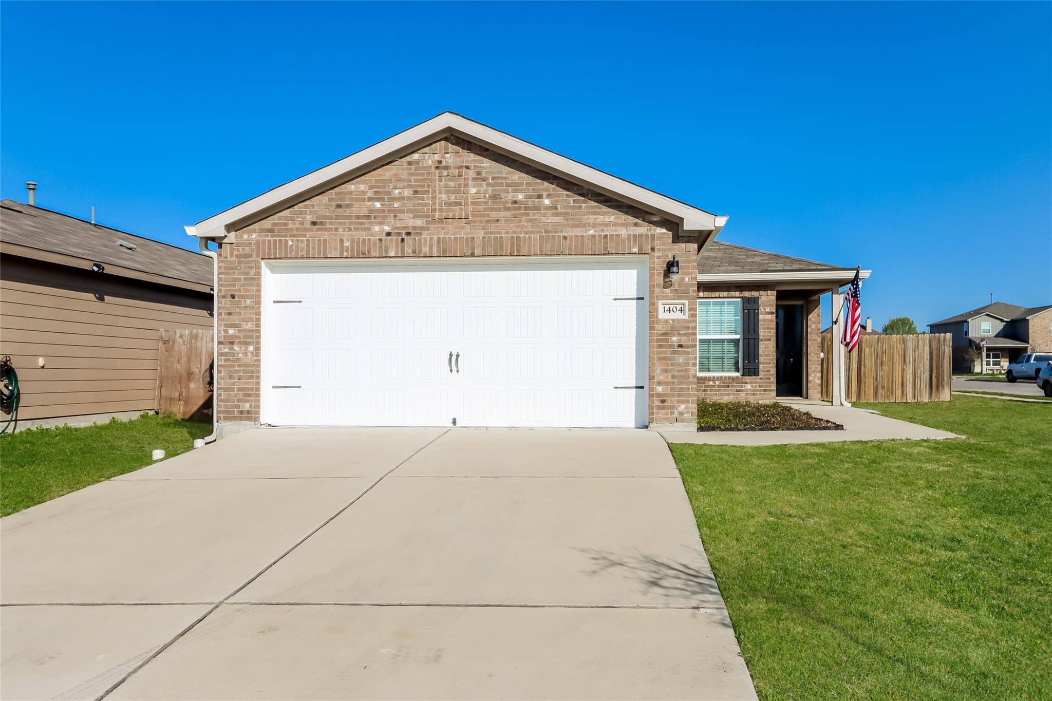 1404 Breanna LN, Kyle, TX 78640