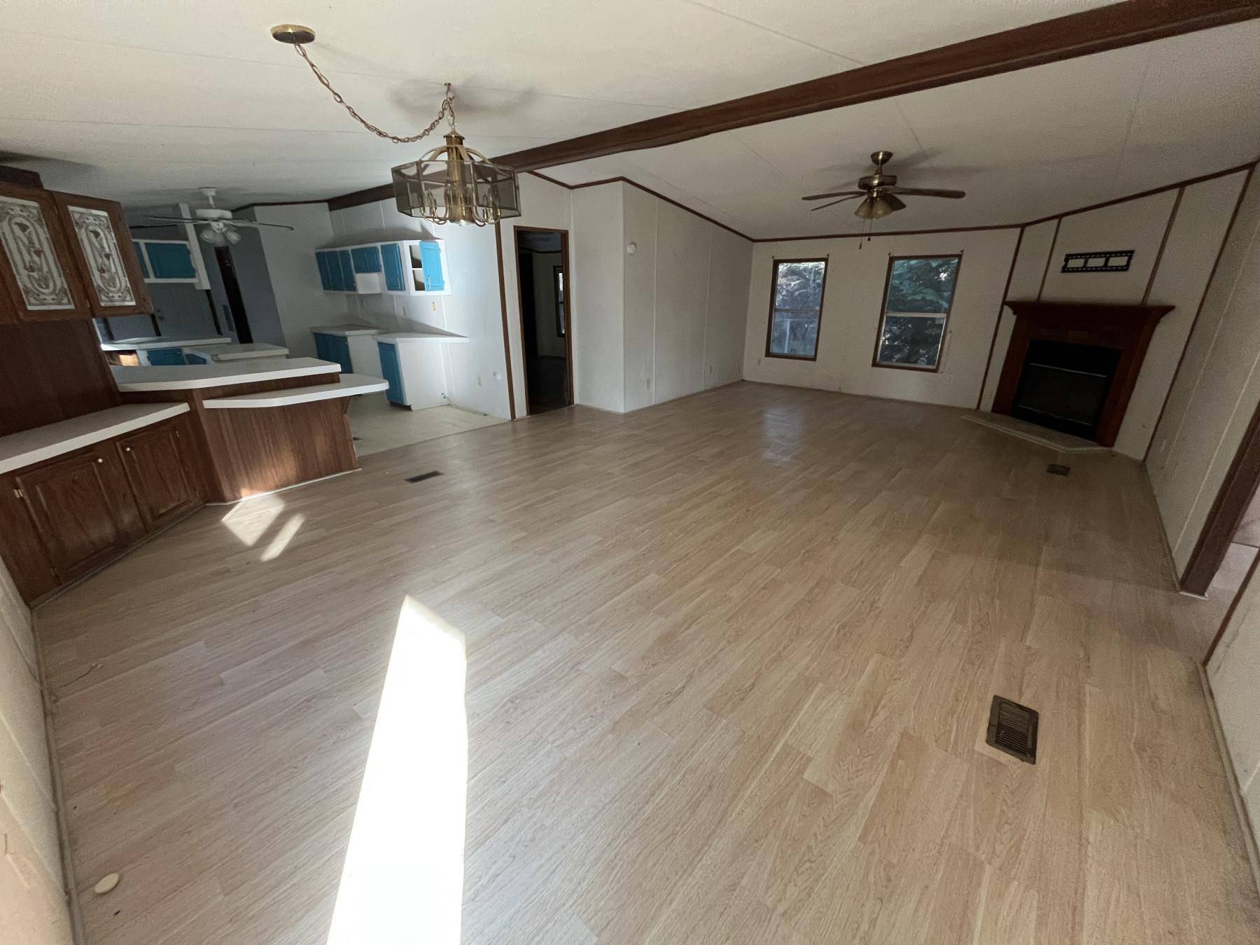 21605 Cheyenne CV, Lago Vista, TX 78645