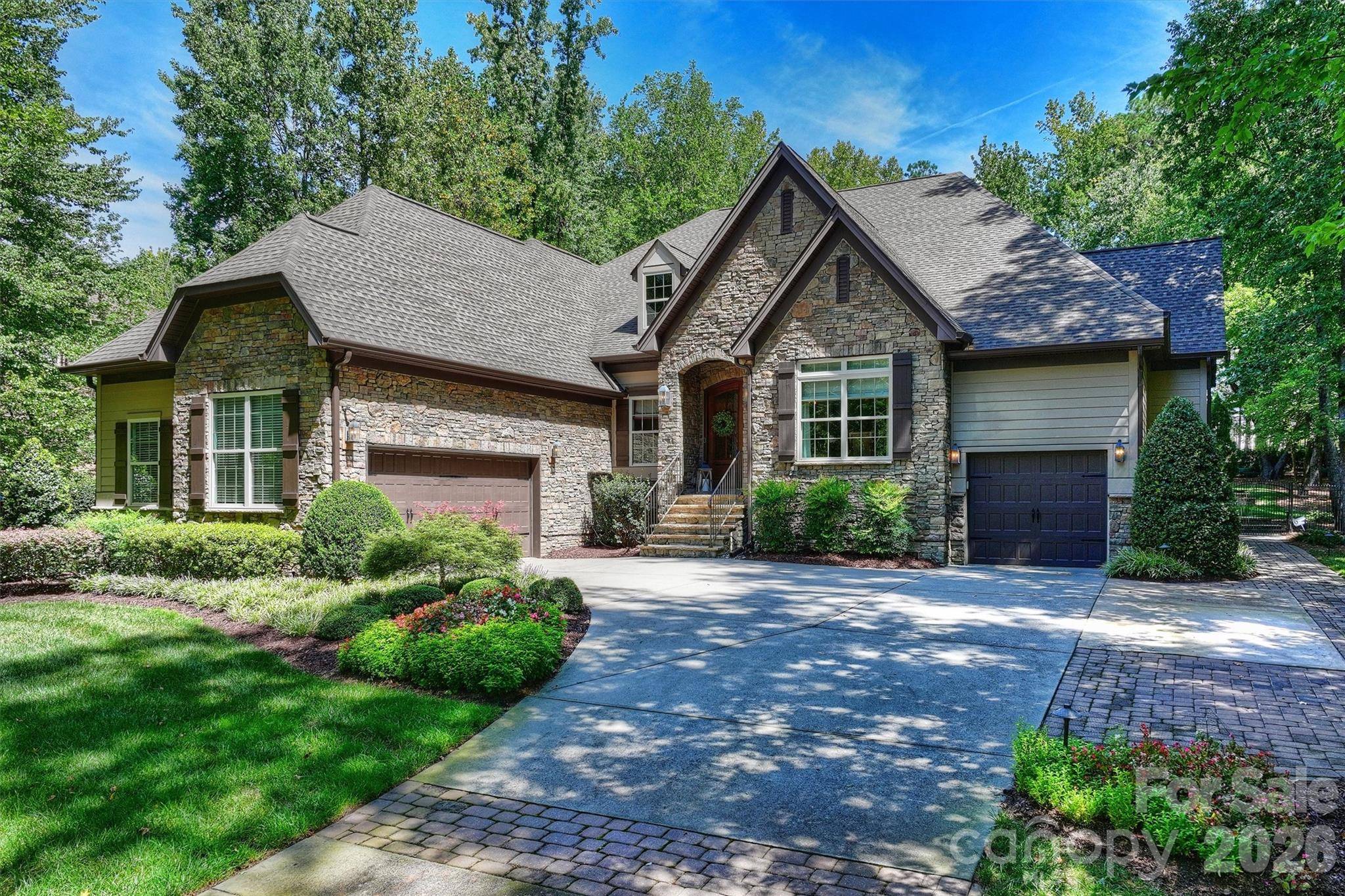 1237 Bromley DR, Weddington, NC 28104