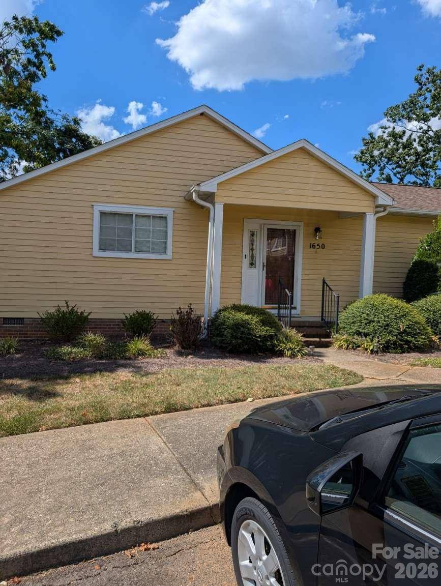 1650 Robins Nest CT #A, Gastonia, NC 28054