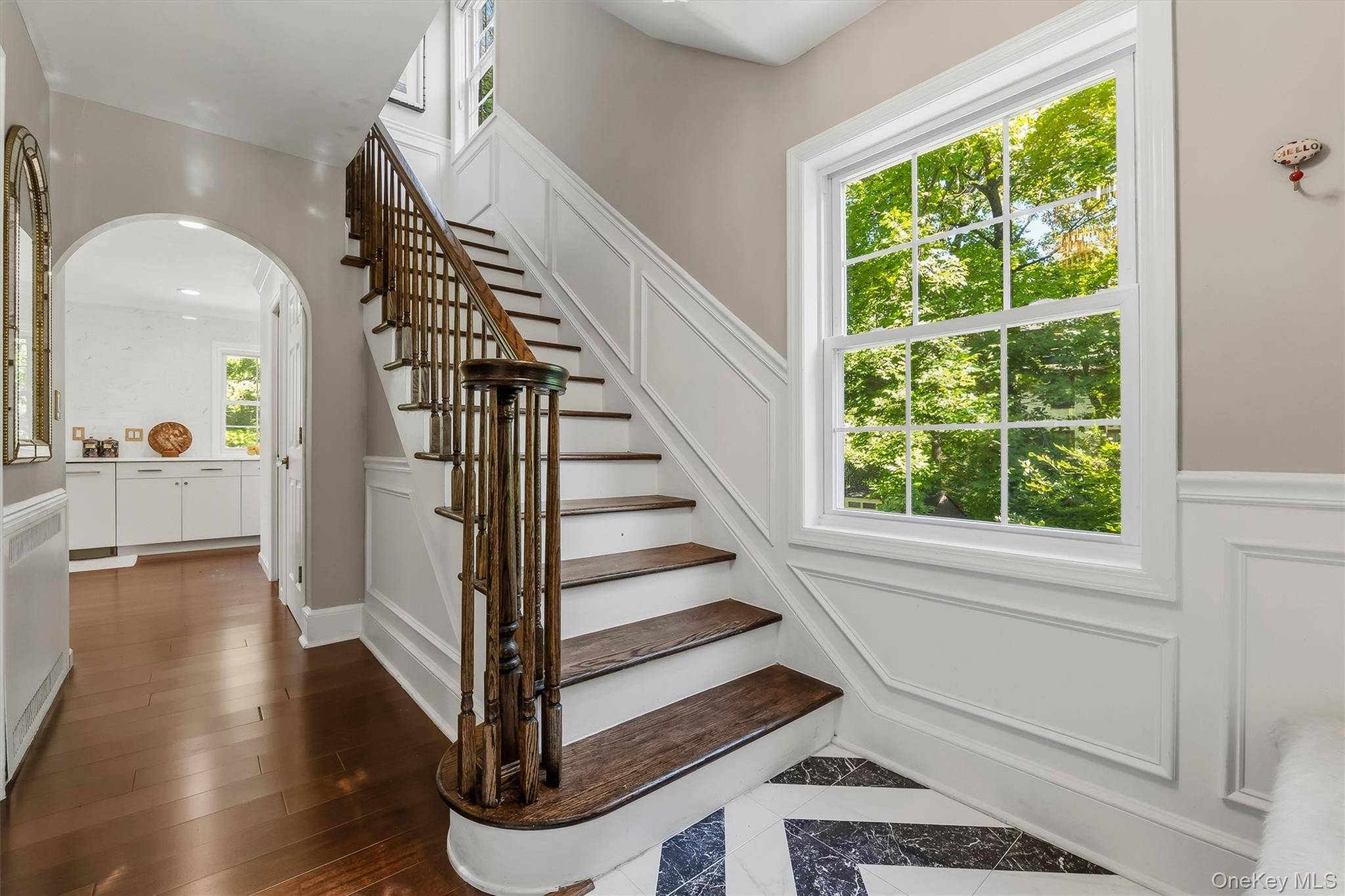 28 Winslow RD, White Plains, NY 10606