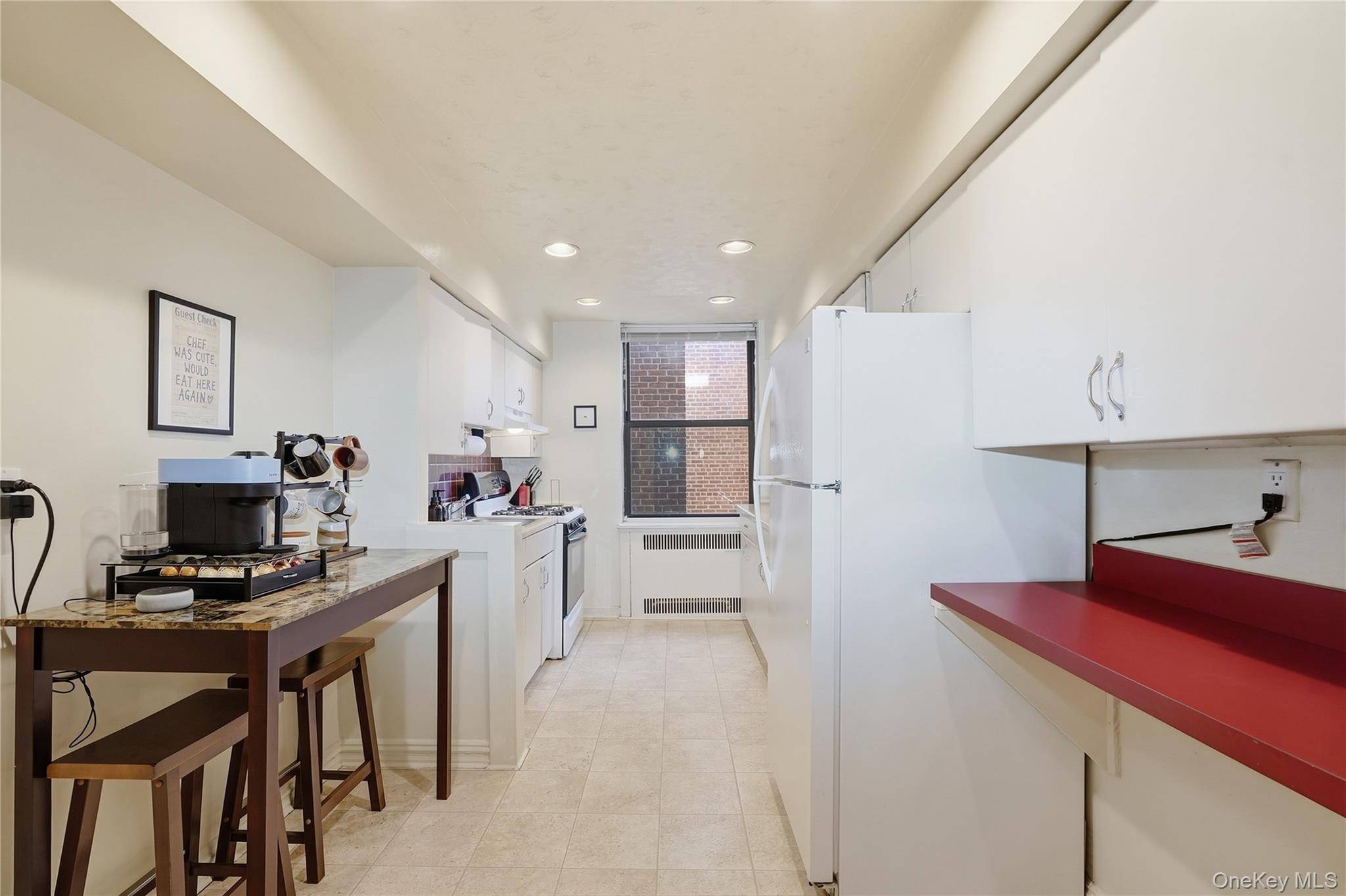210 Martine AVE #5L, White Plains, NY 10601