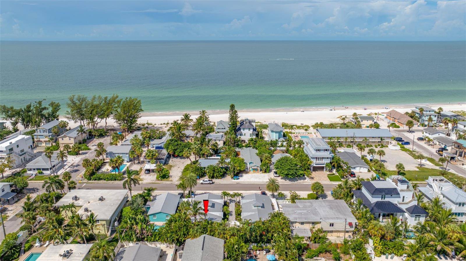 3007 AVENUE E #B, Bradenton Beach, FL 34217