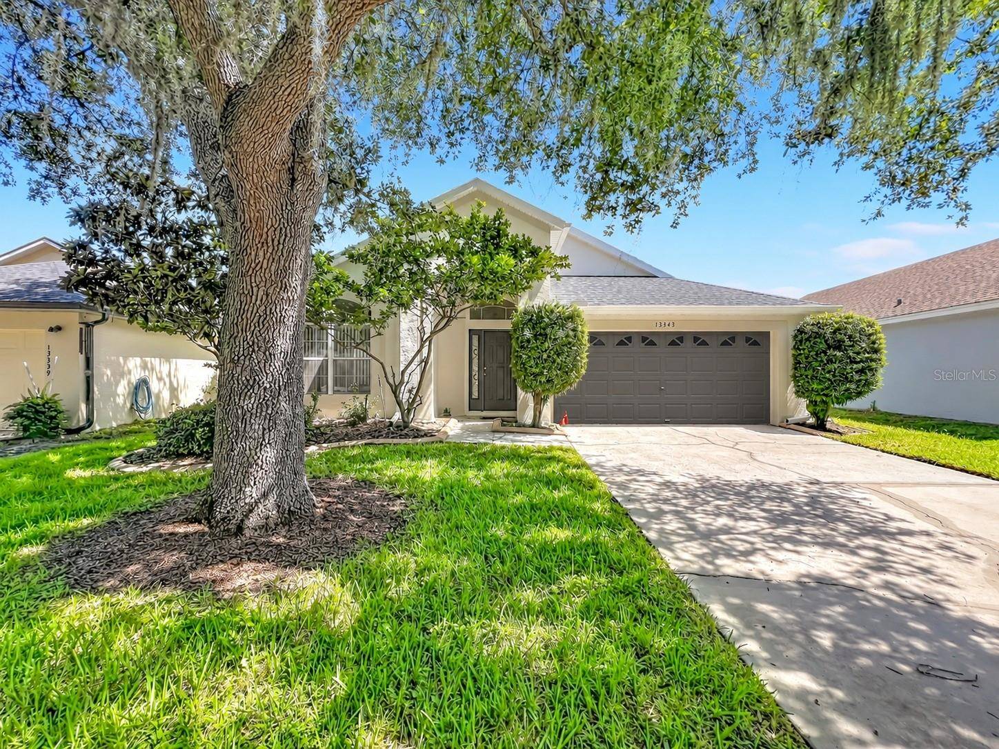 13343 HERON COVE DR, Orlando, FL 32837