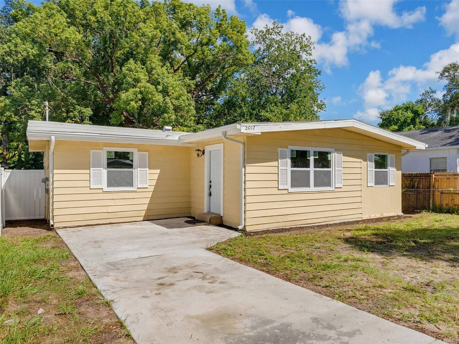 2017 N BETTY LN, Clearwater, FL 33755