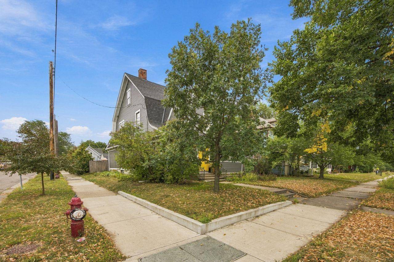 3501 10th AVE S, Minneapolis, MN 55407