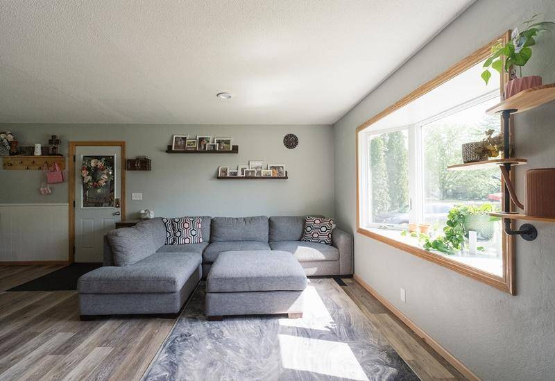 113 N Hawthorn ST, Royalton, MN 56373