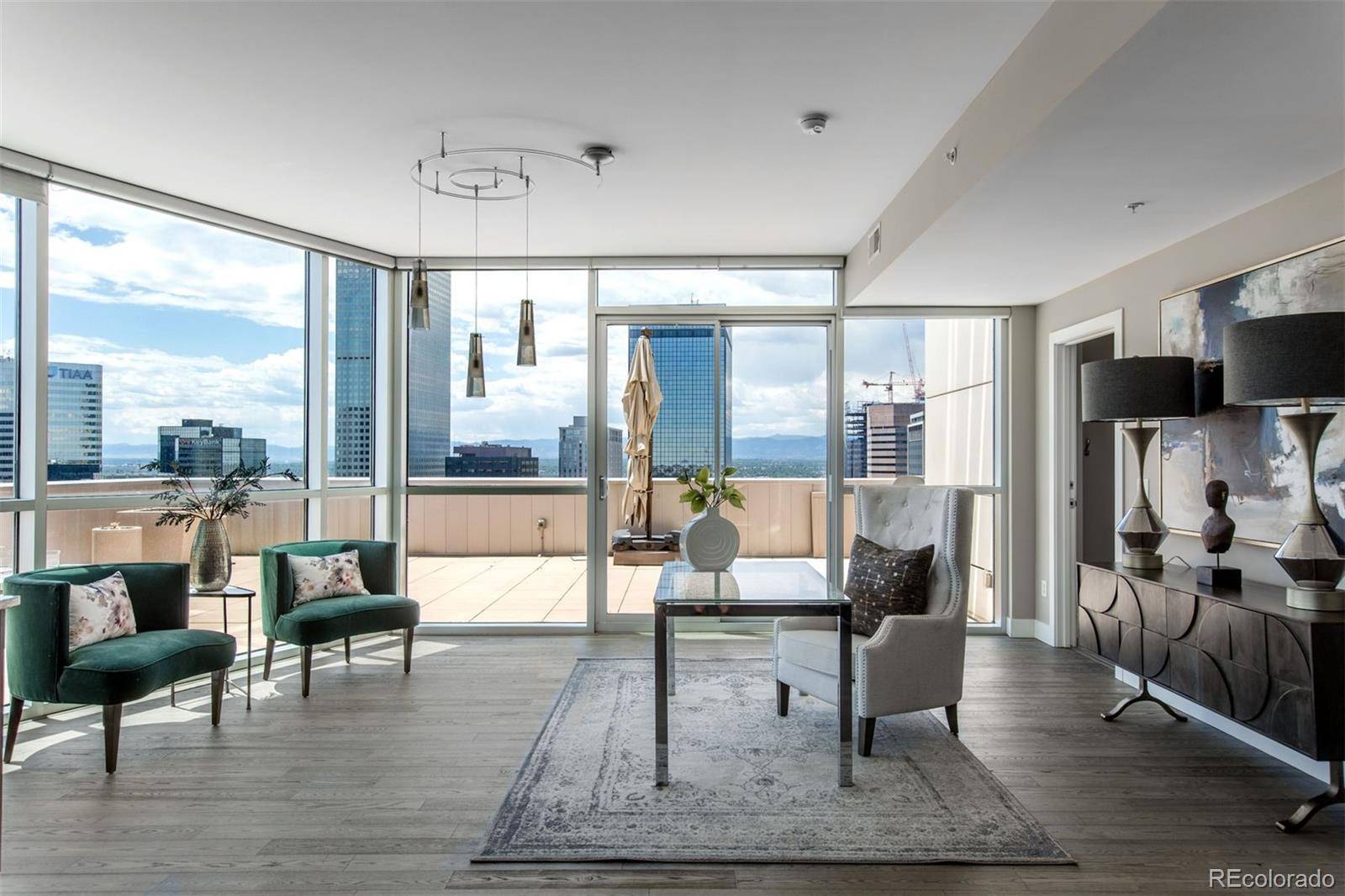 2001 Lincoln ST #2823, Denver, CO 80202