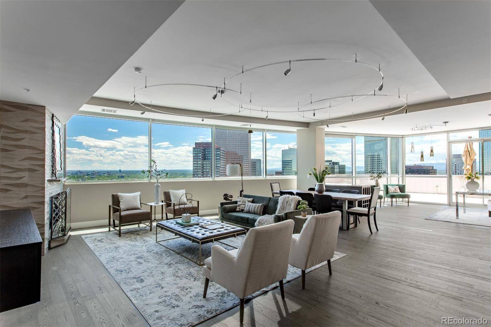 2001 Lincoln ST #2823, Denver, CO 80202