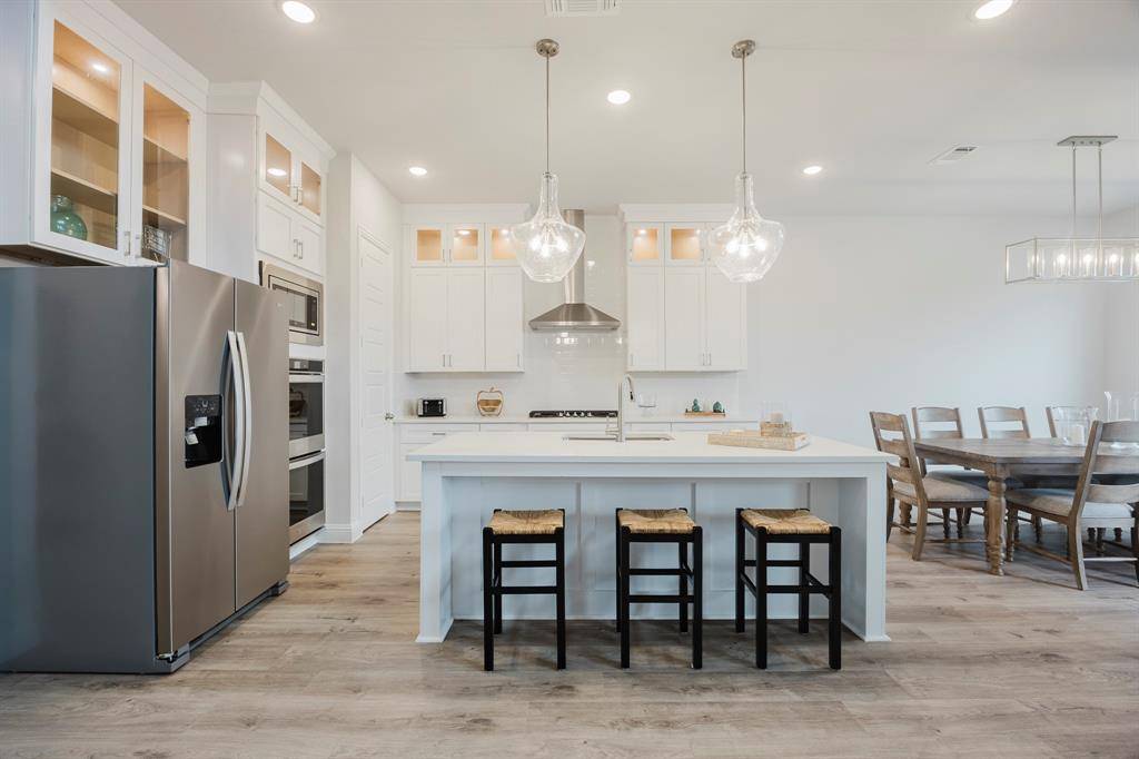 3216 Creek Meadow Drive, Anna, TX 75409