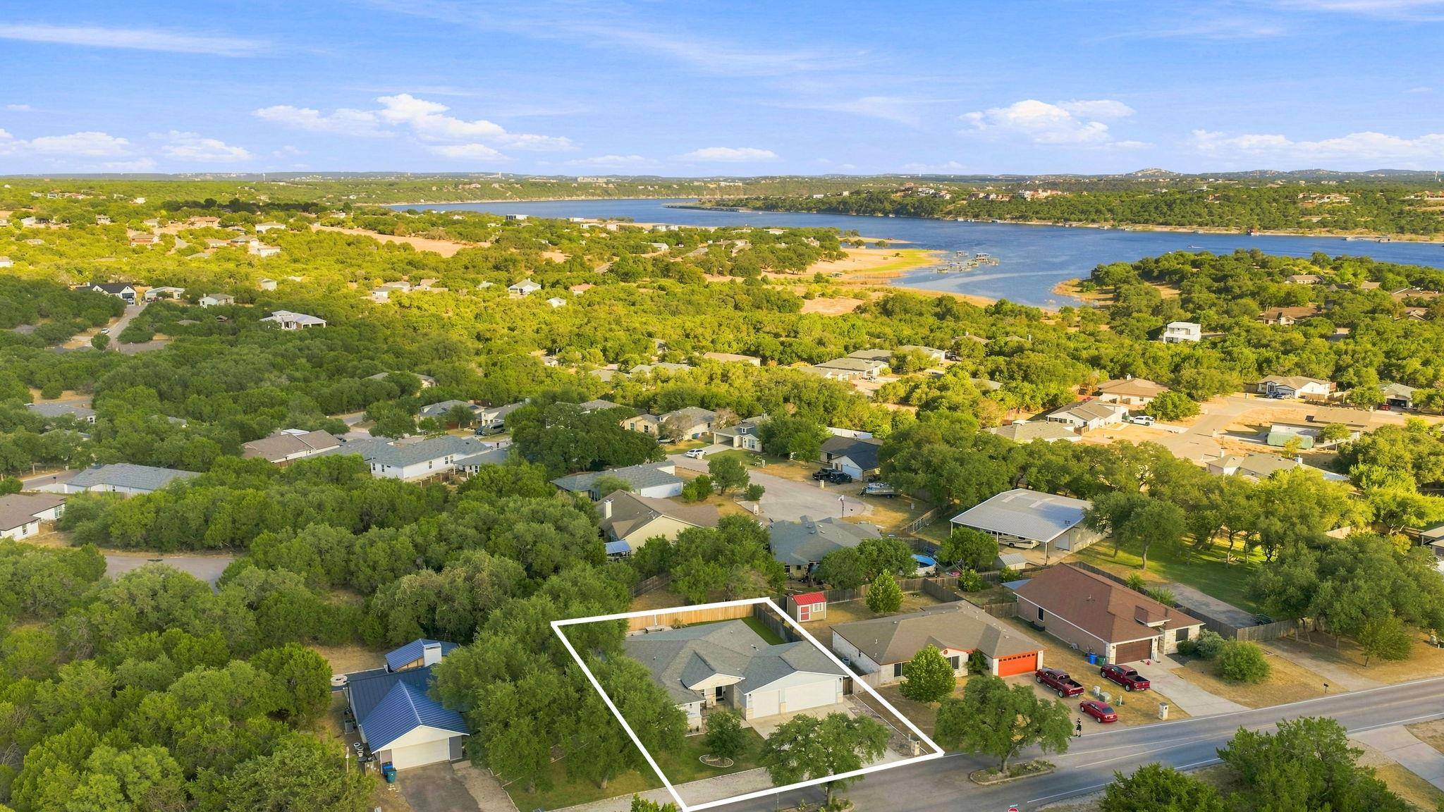 2111 American DR, Lago Vista, TX 78645