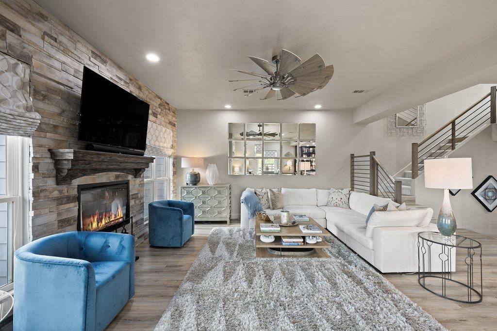 903 Cat Hollow Club DR #A-1, Spicewood, TX 78669