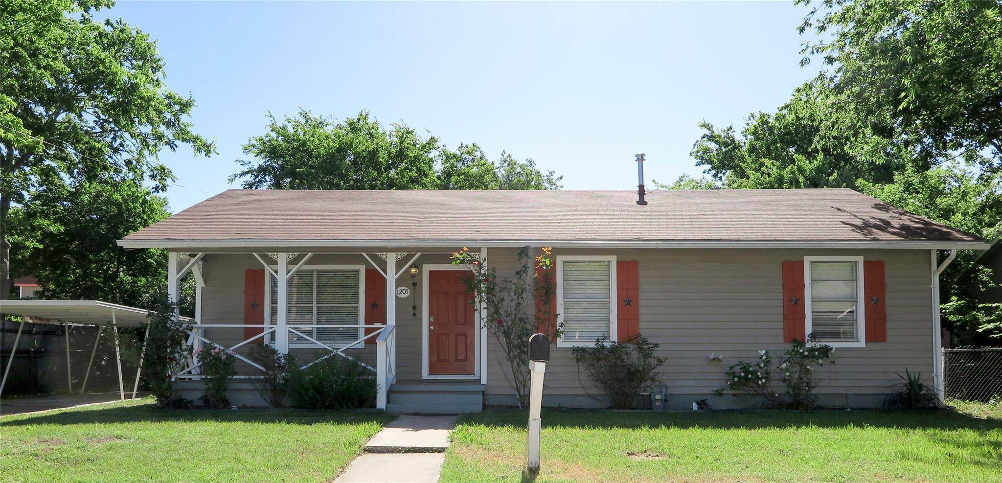 1205 Forest ST, Georgetown, TX 78626