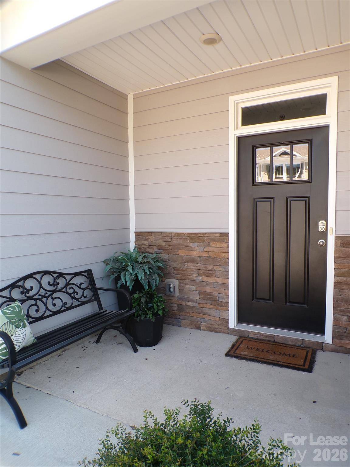 63 Creekview RD, Hendersonville, NC 28792