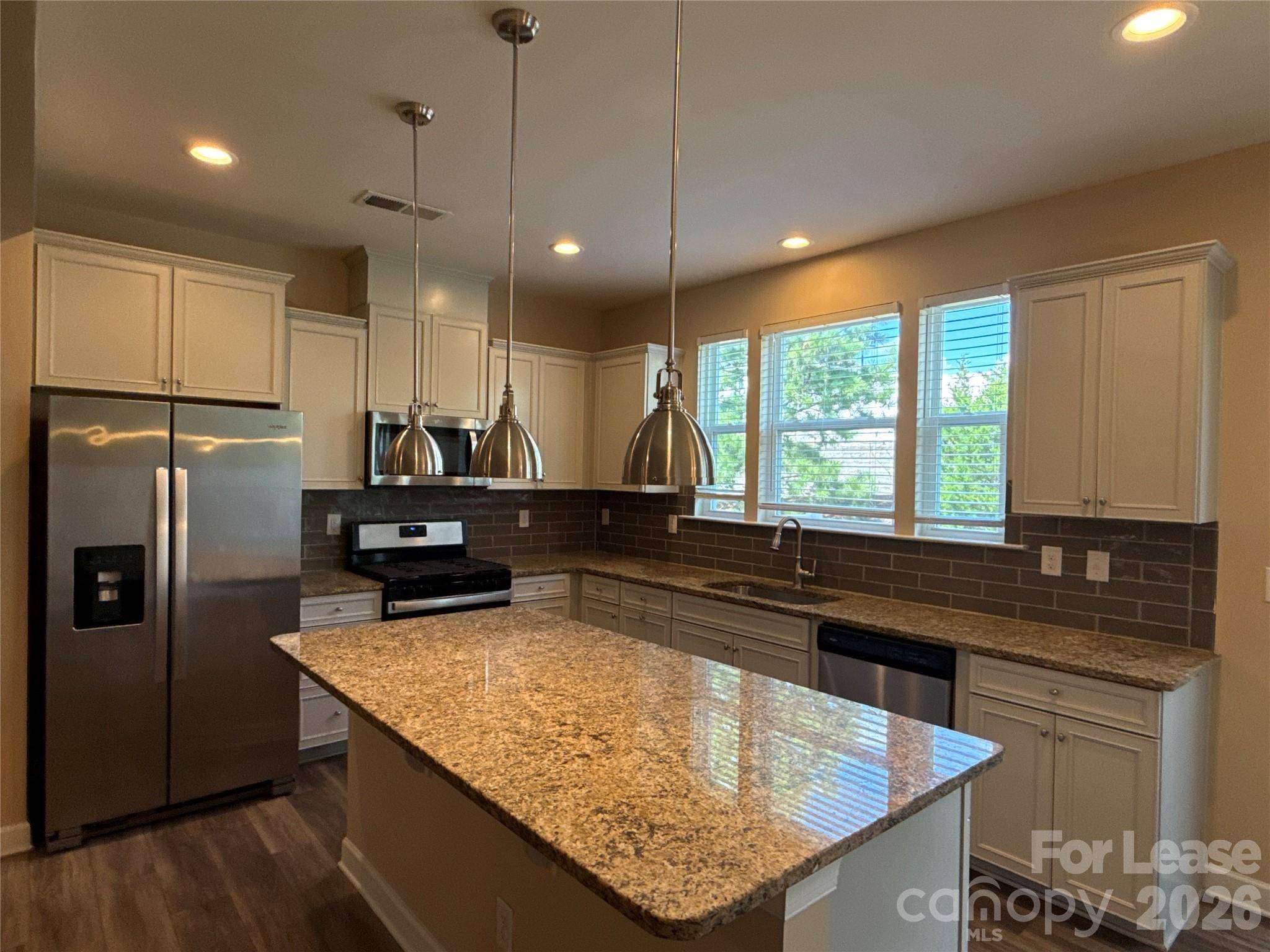 5848 Clan Maclaine DR, Charlotte, NC 28278