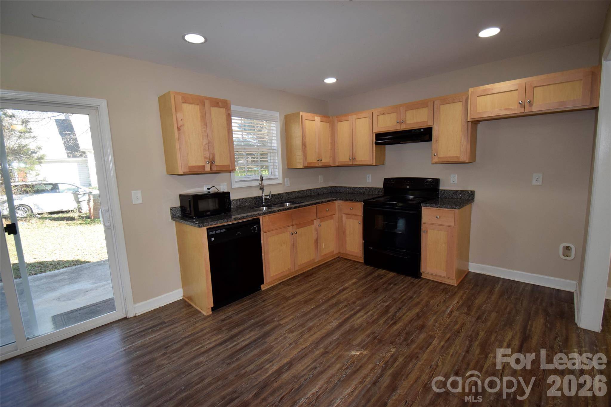 1527 Black Kettle DR, Charlotte, NC 28213