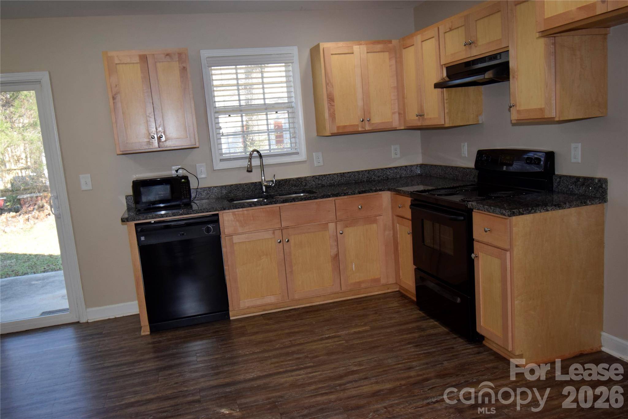 1527 Black Kettle DR, Charlotte, NC 28213