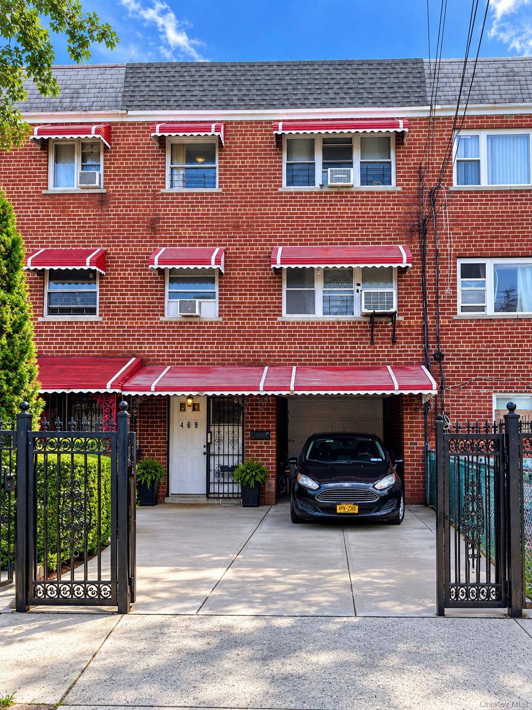 469 Commonwealth AVE, Bronx, NY 10473