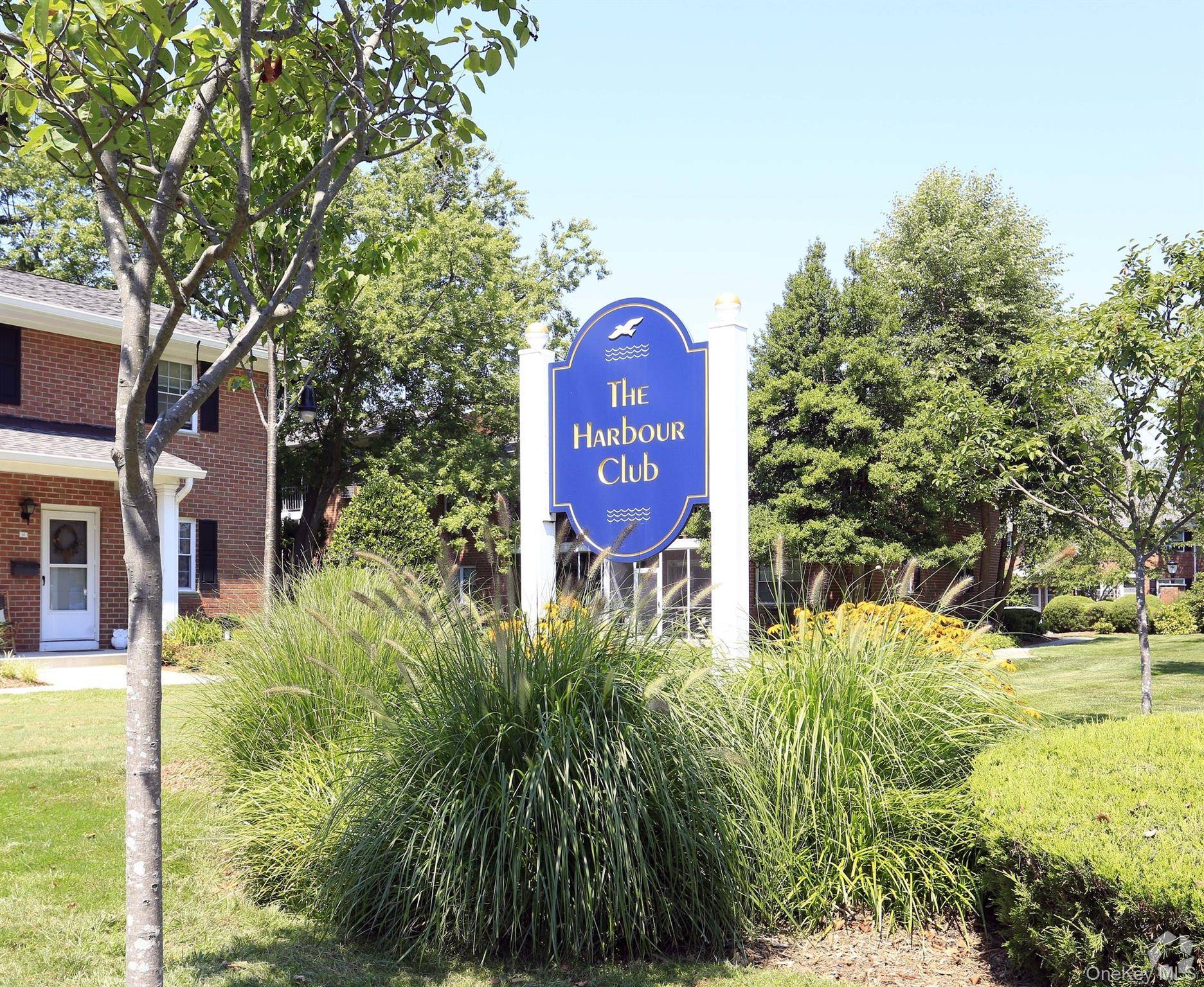 116 Milligan RD, West Babylon, NY 11704