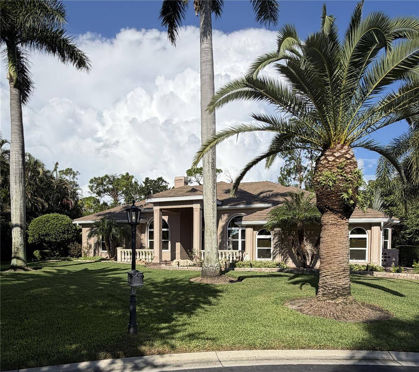 8866 BLOOMFIELD BLVD, Sarasota, FL 34238
