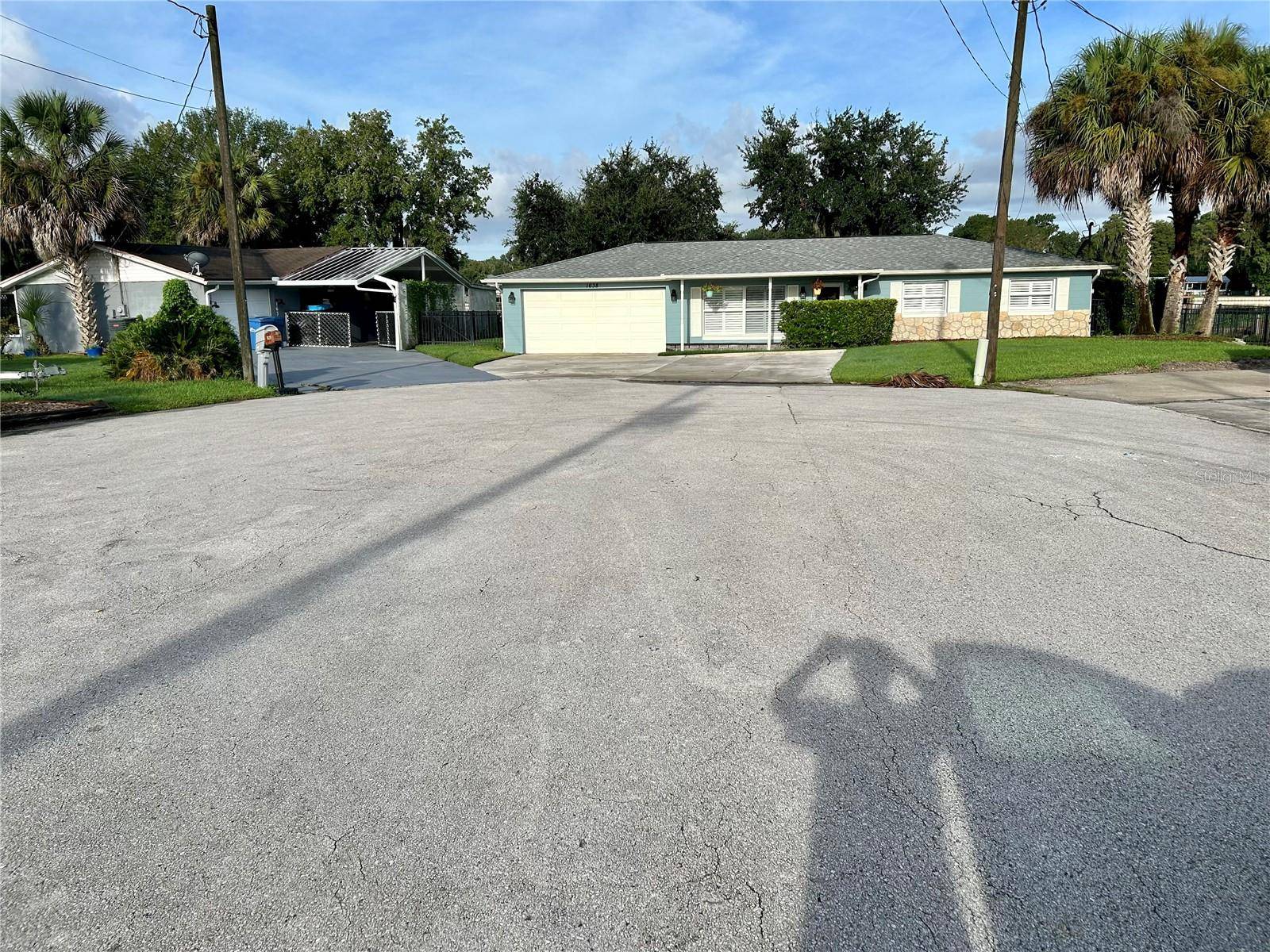 1638 PARADISE LN, Astor, FL 32102