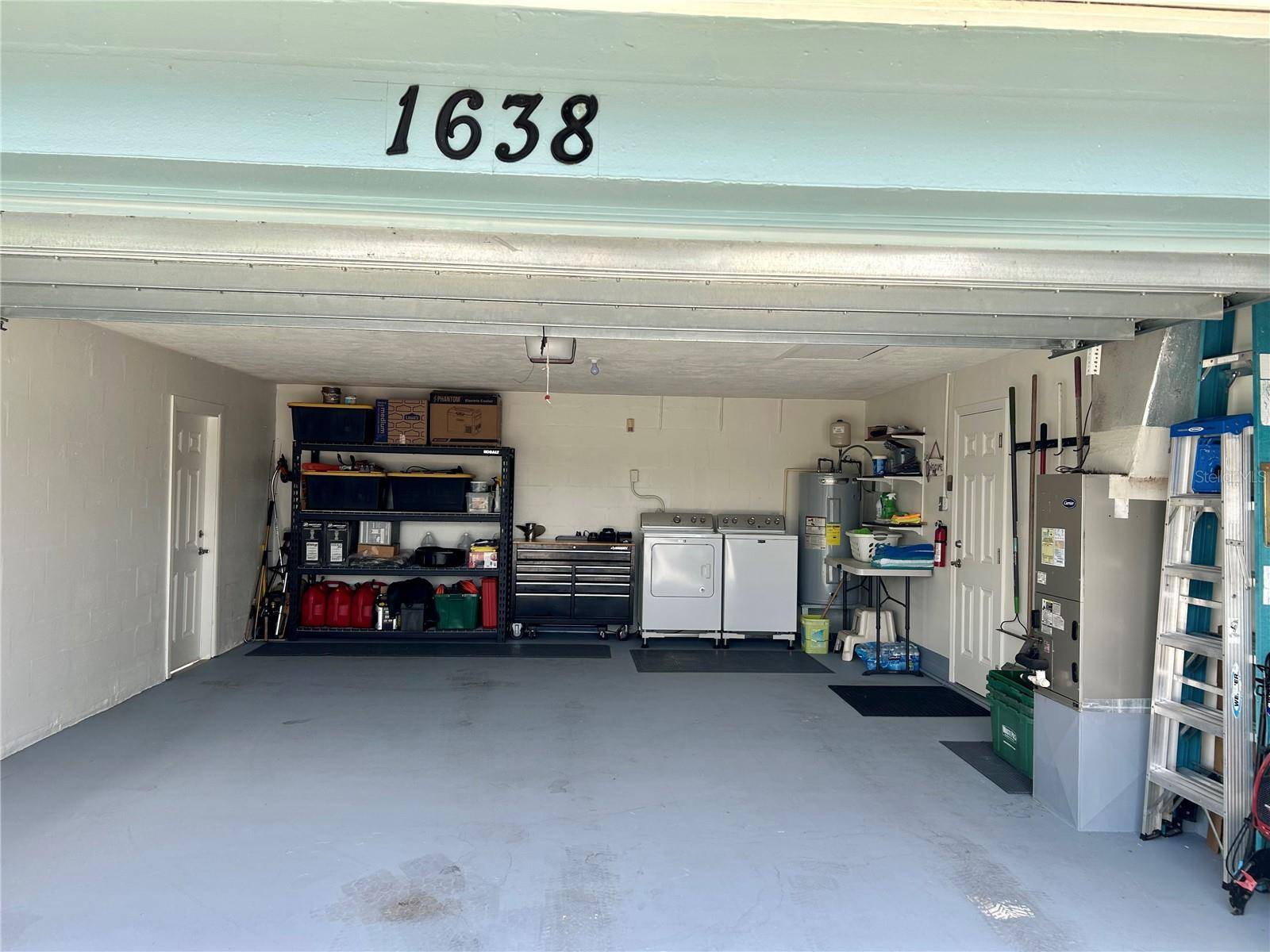 1638 PARADISE LN, Astor, FL 32102