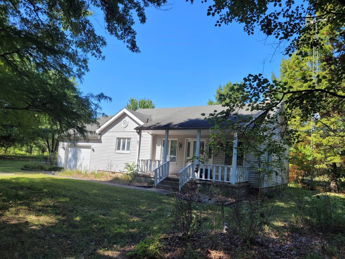 11978 E Bunny Farm RD, Mt Vernon, IL 62864