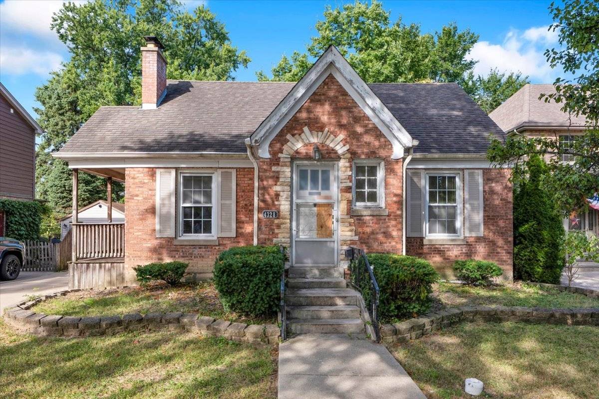 4328 Wolf RD, Western Springs, IL 60558