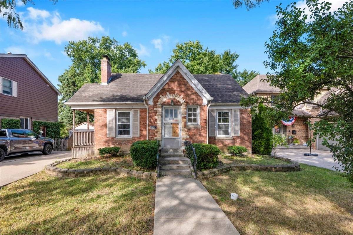 4328 Wolf RD, Western Springs, IL 60558
