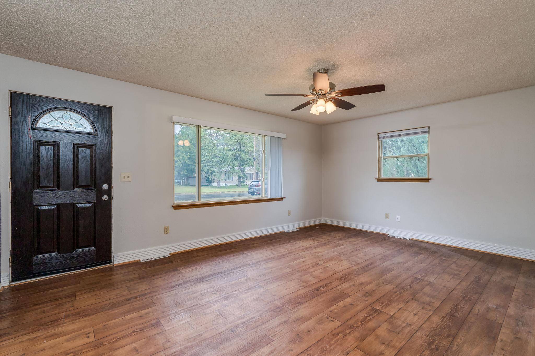 105 Jay ST, Le Sueur, MN 56058