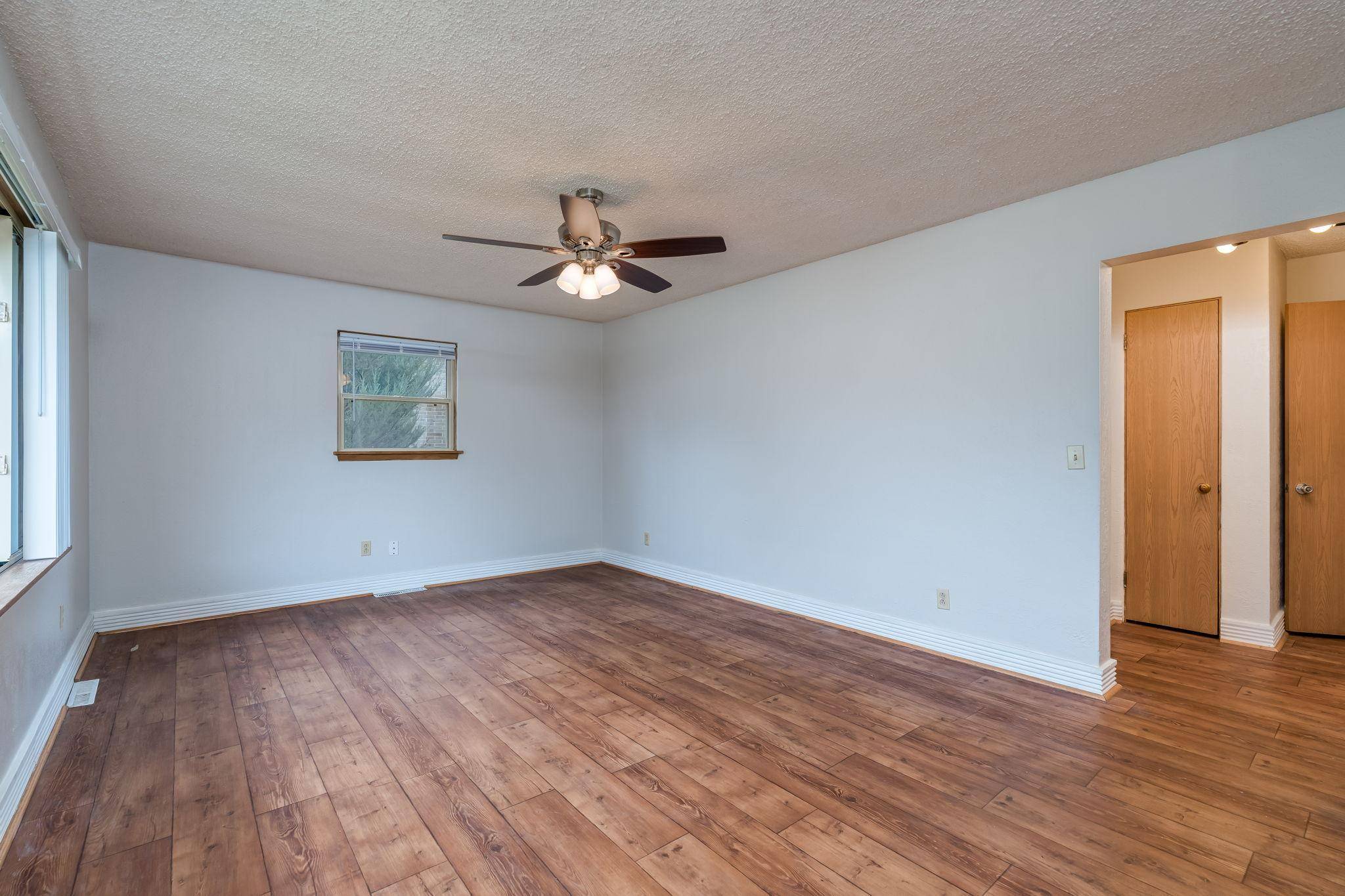 105 Jay ST, Le Sueur, MN 56058