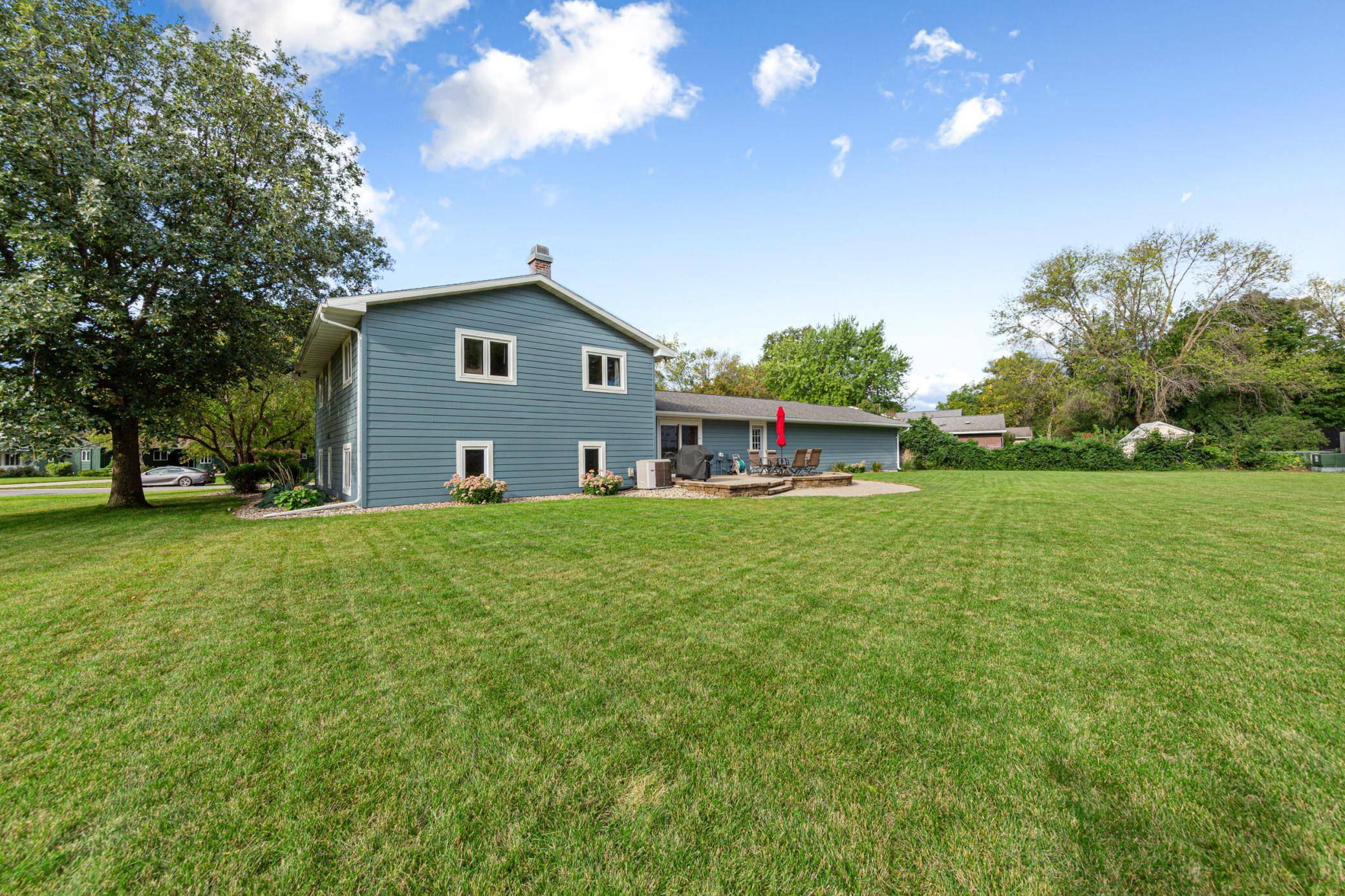 1552 Nottingham DR, North Mankato, MN 56003