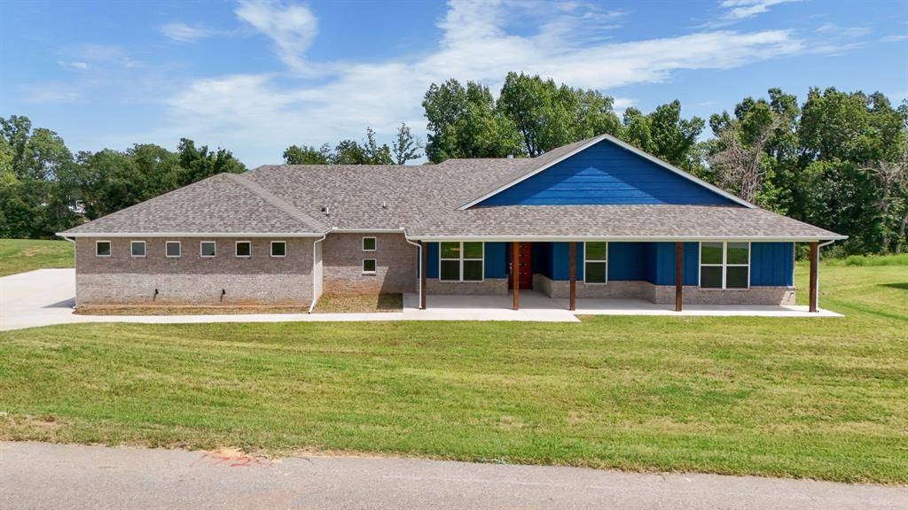 1724 Salma RD, Choctaw, OK 73020