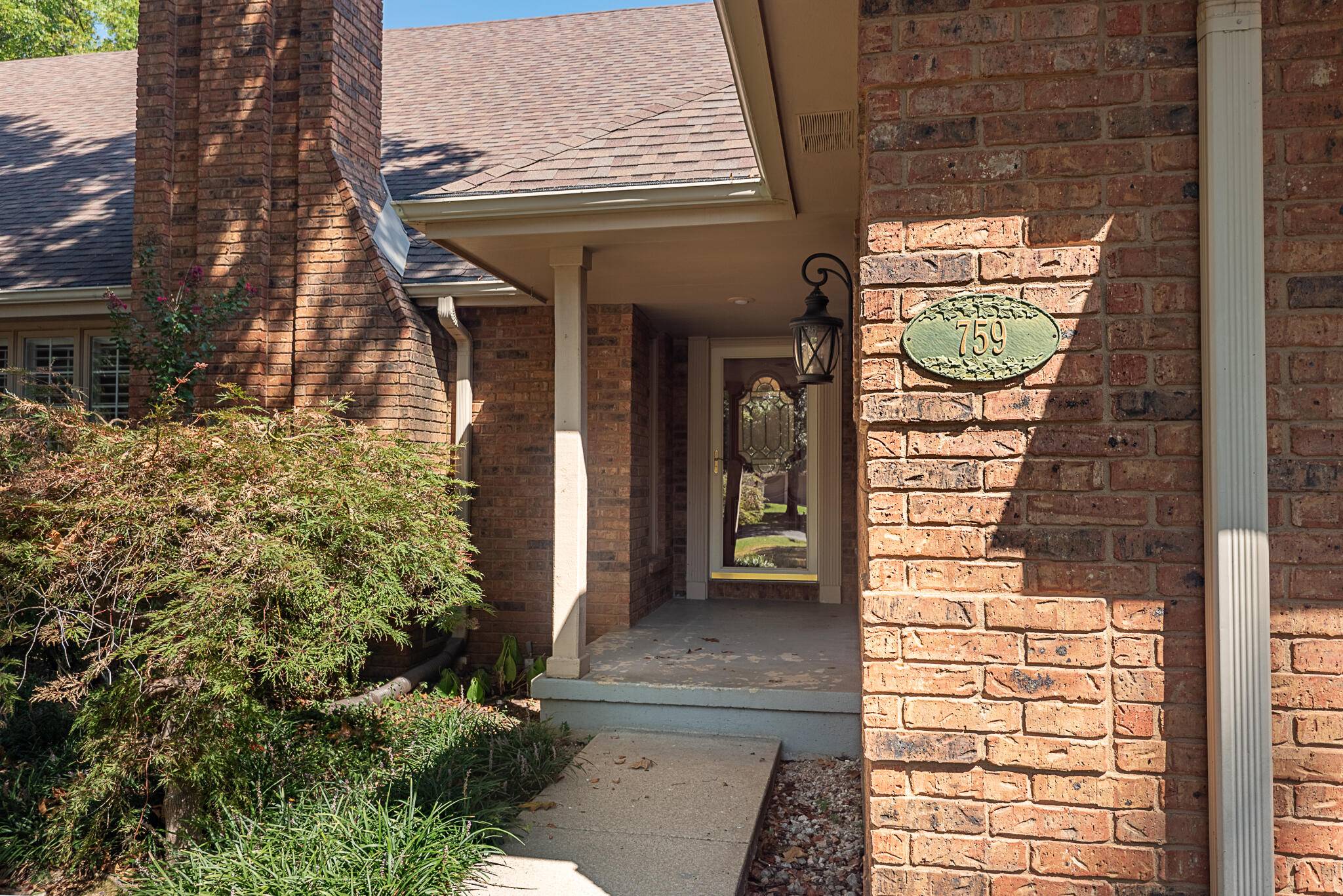 759 S Augusta DR, Springfield, MO 65809