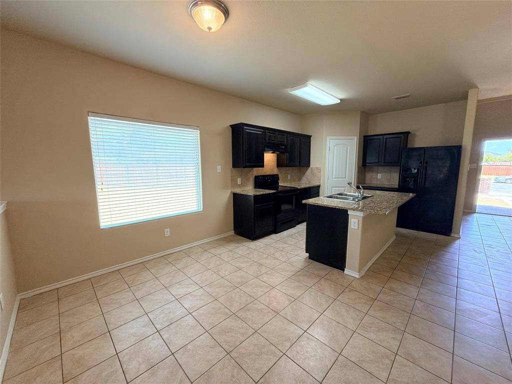 1137 Colchester Court, Fort Worth, TX 76134