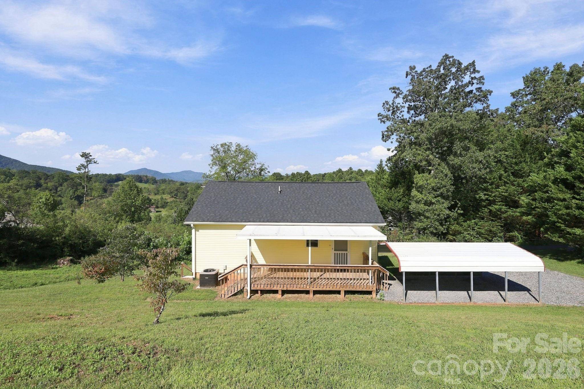 117 Ho Hum WAY, Leicester, NC 28748
