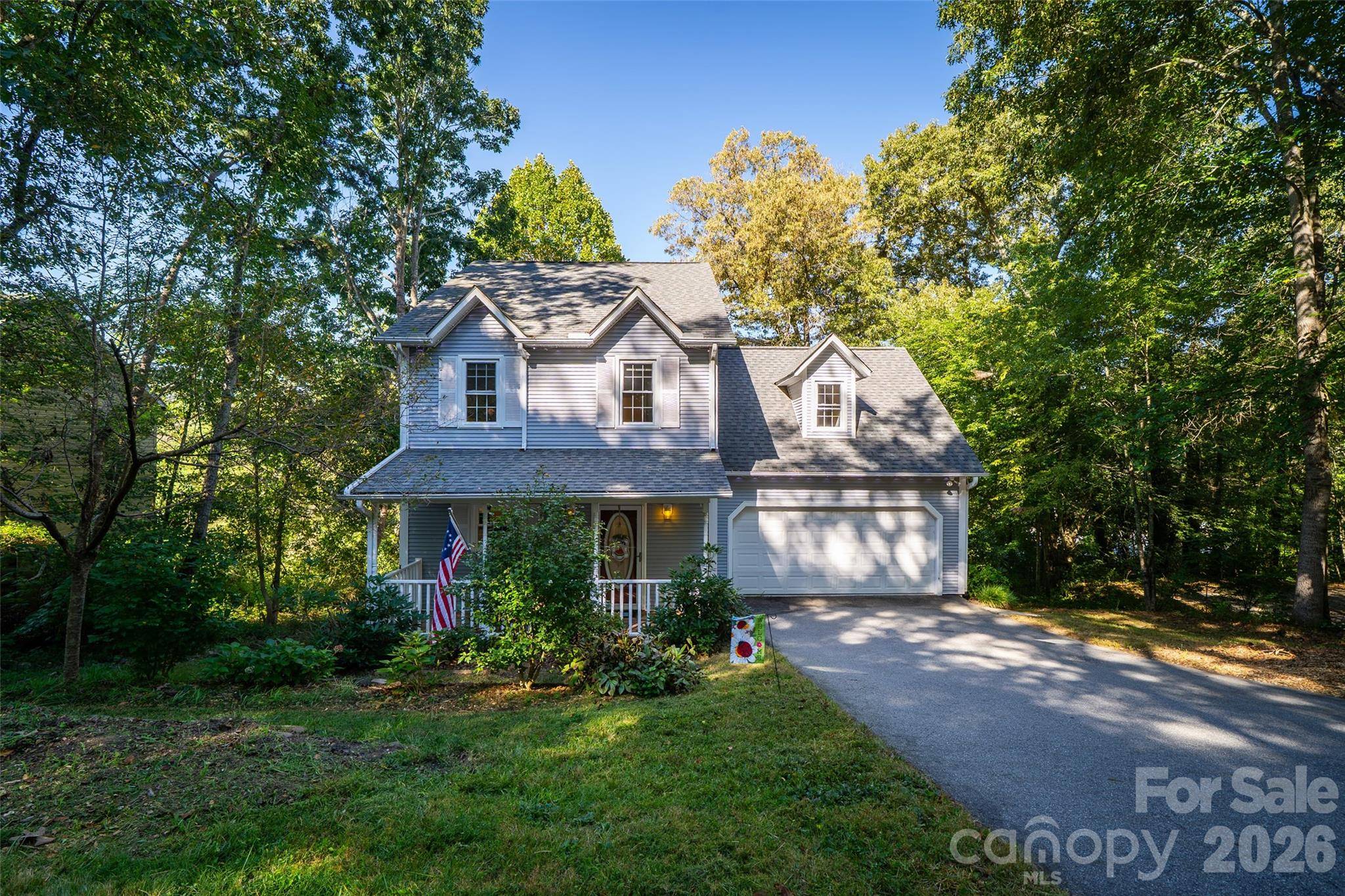 18 Friendly WAY, Asheville, NC 28806