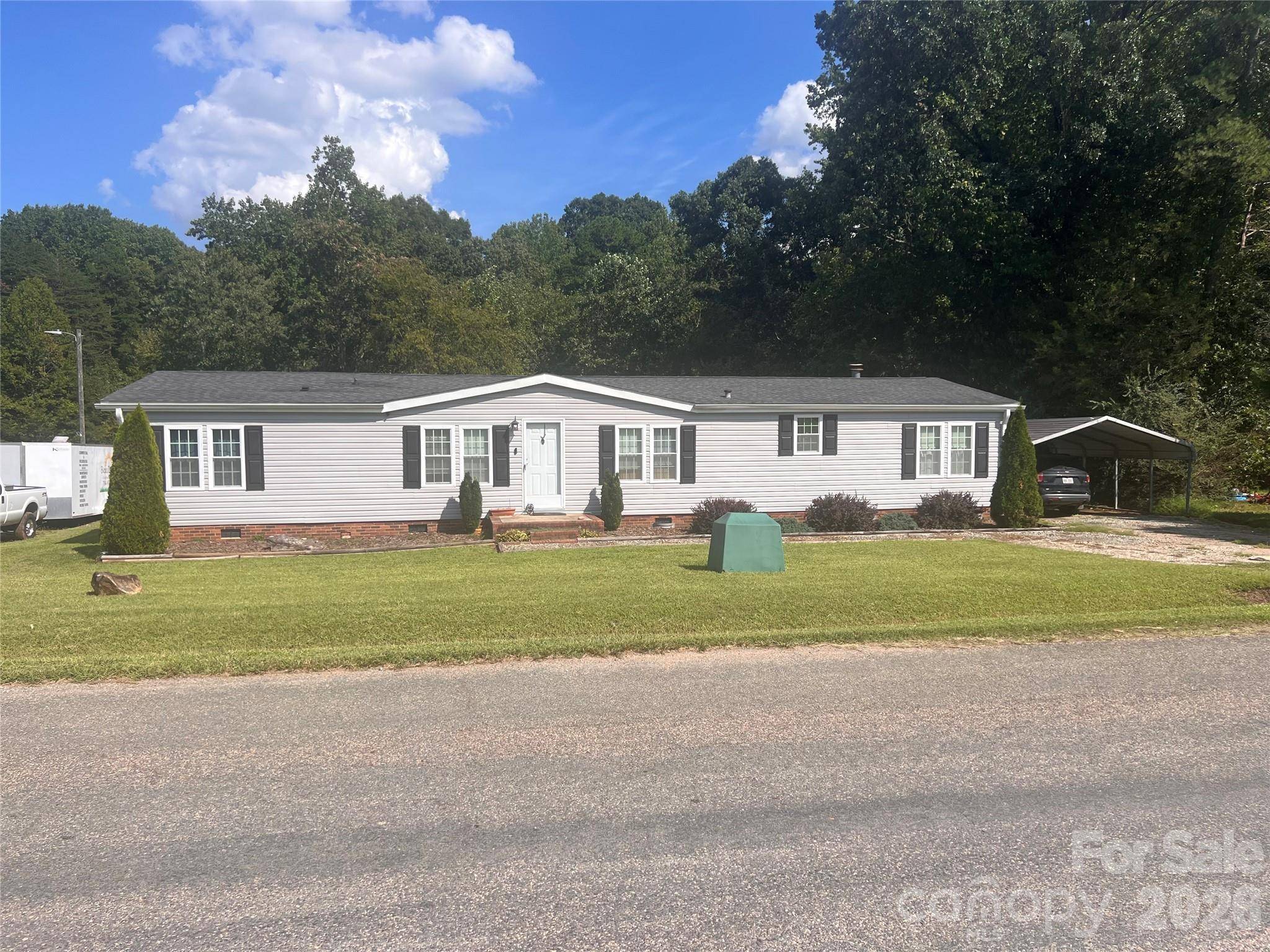 2840 Montana DR, Kannapolis, NC 28081