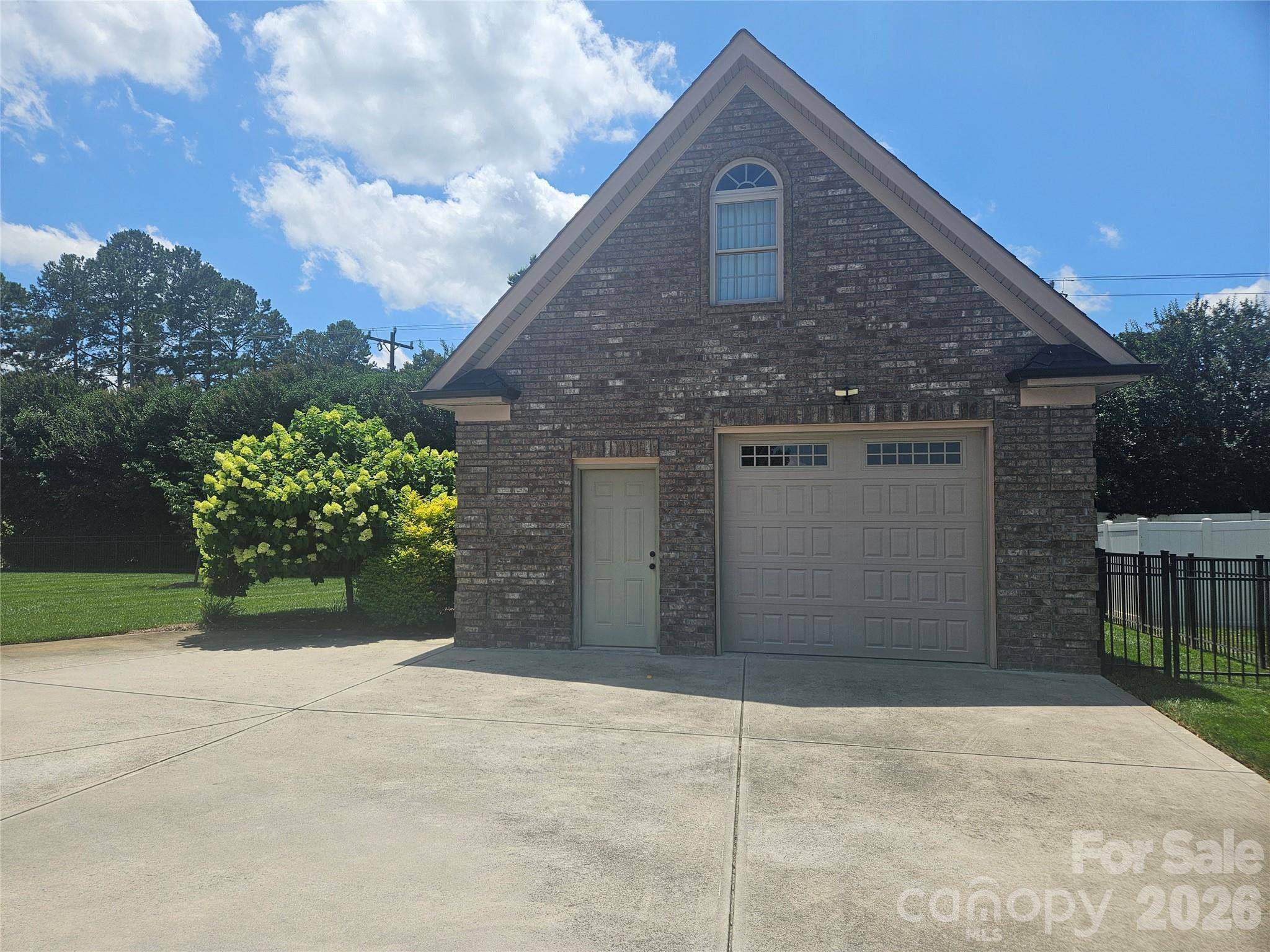 323 Wendover DR, Locust, NC 28097