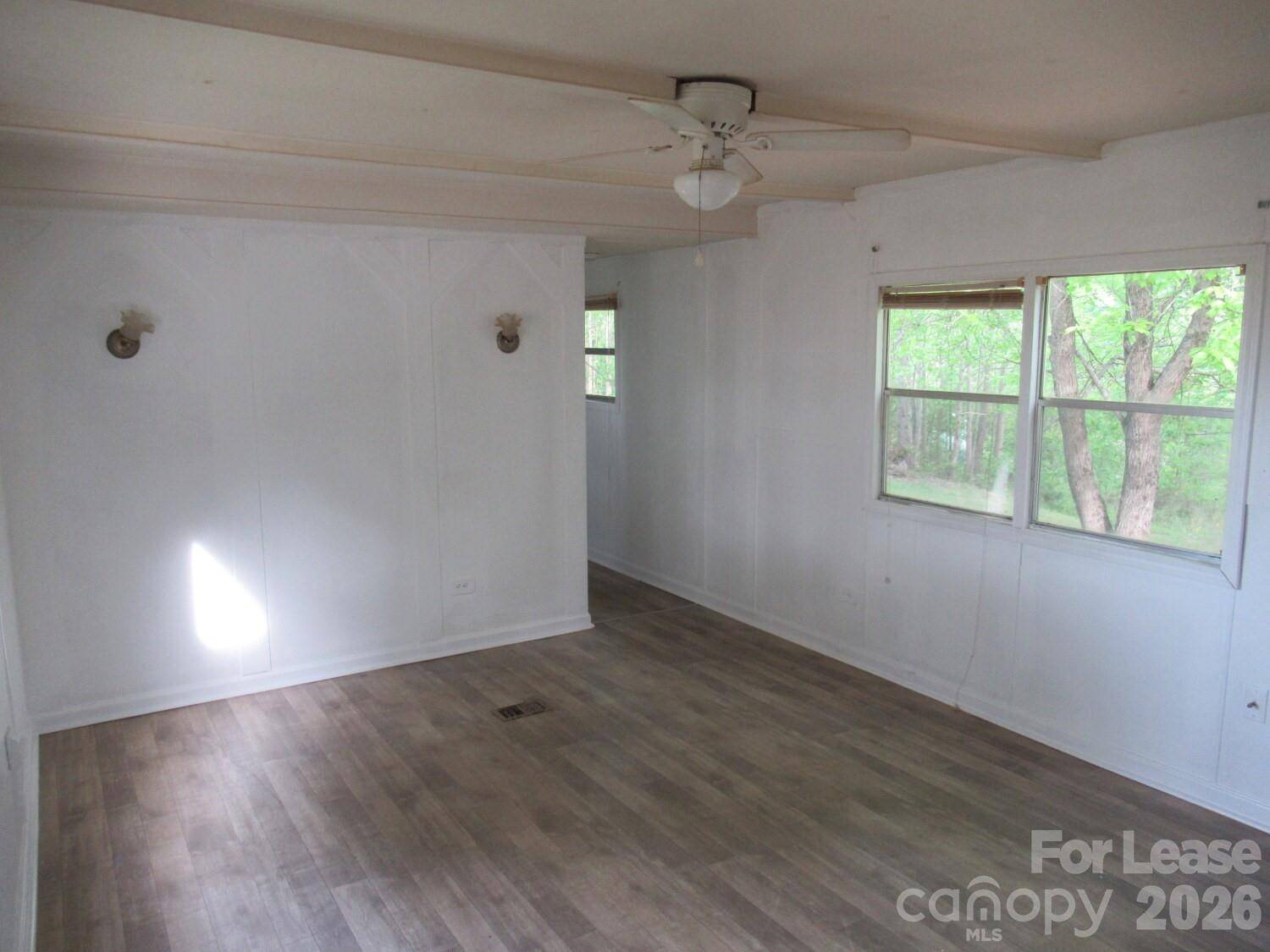 6682 NC 150 HWY E, Sherrills Ford, NC 28673