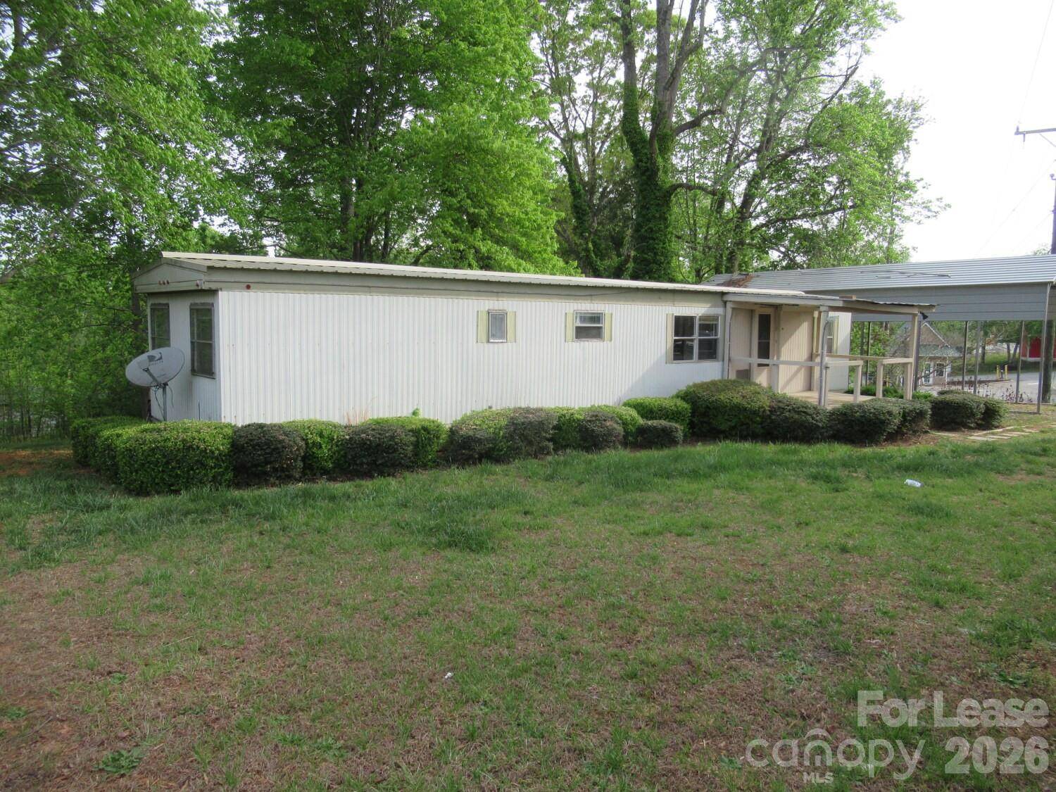 6682 NC 150 HWY E, Sherrills Ford, NC 28673