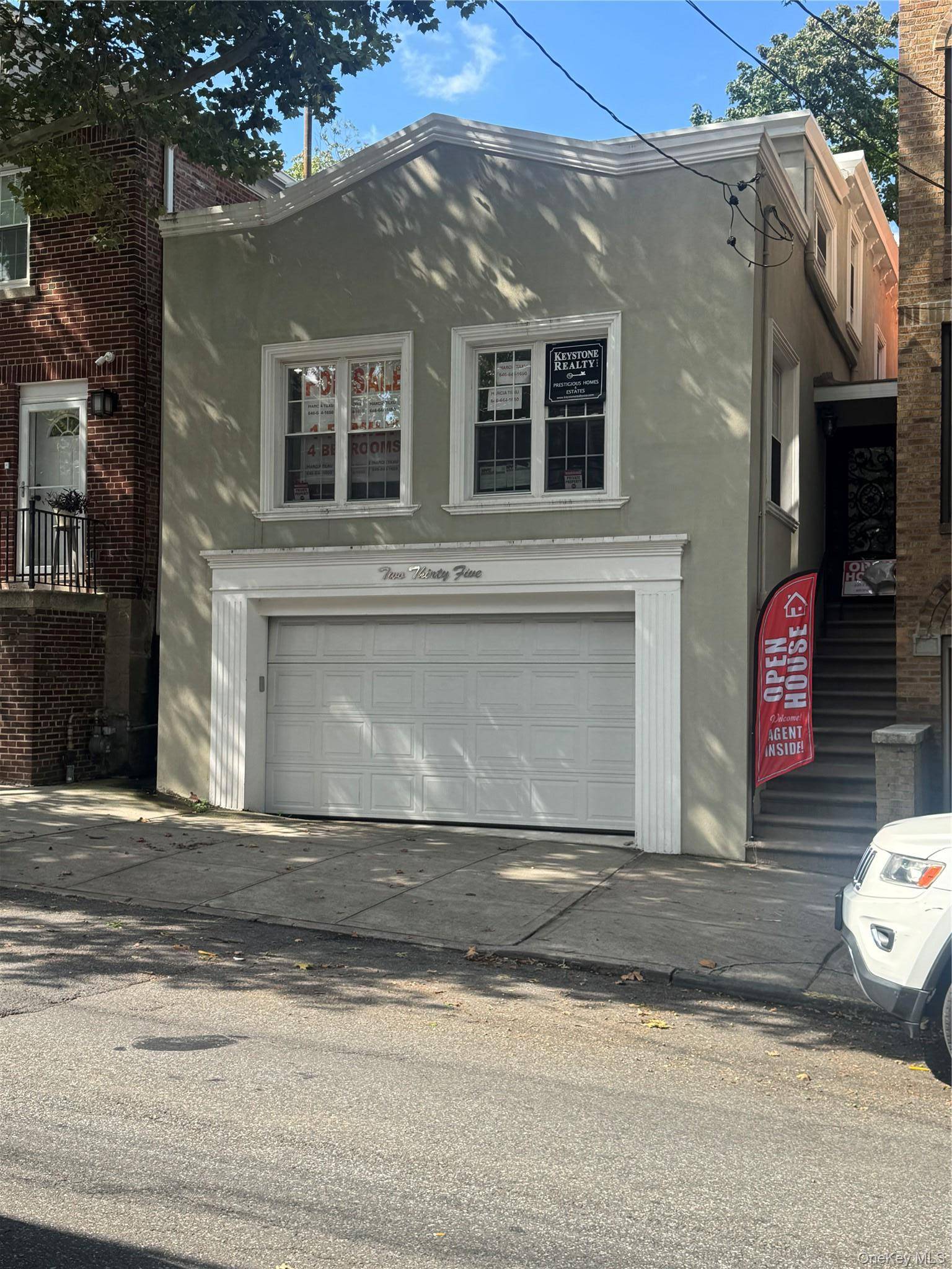 235 E 235th ST, Bronx, NY 10470