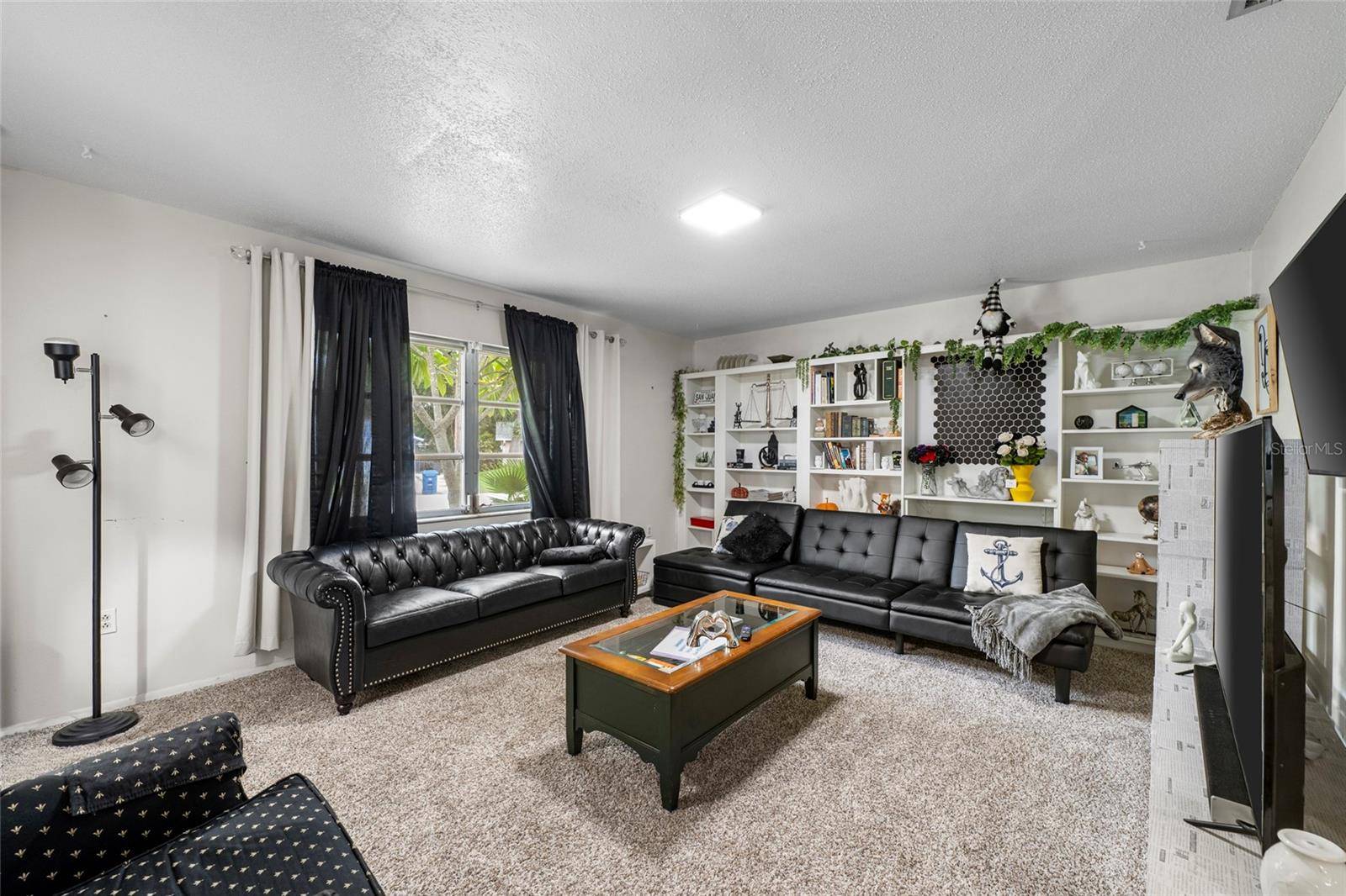 4594 PARNELL DR, Sarasota, FL 34232