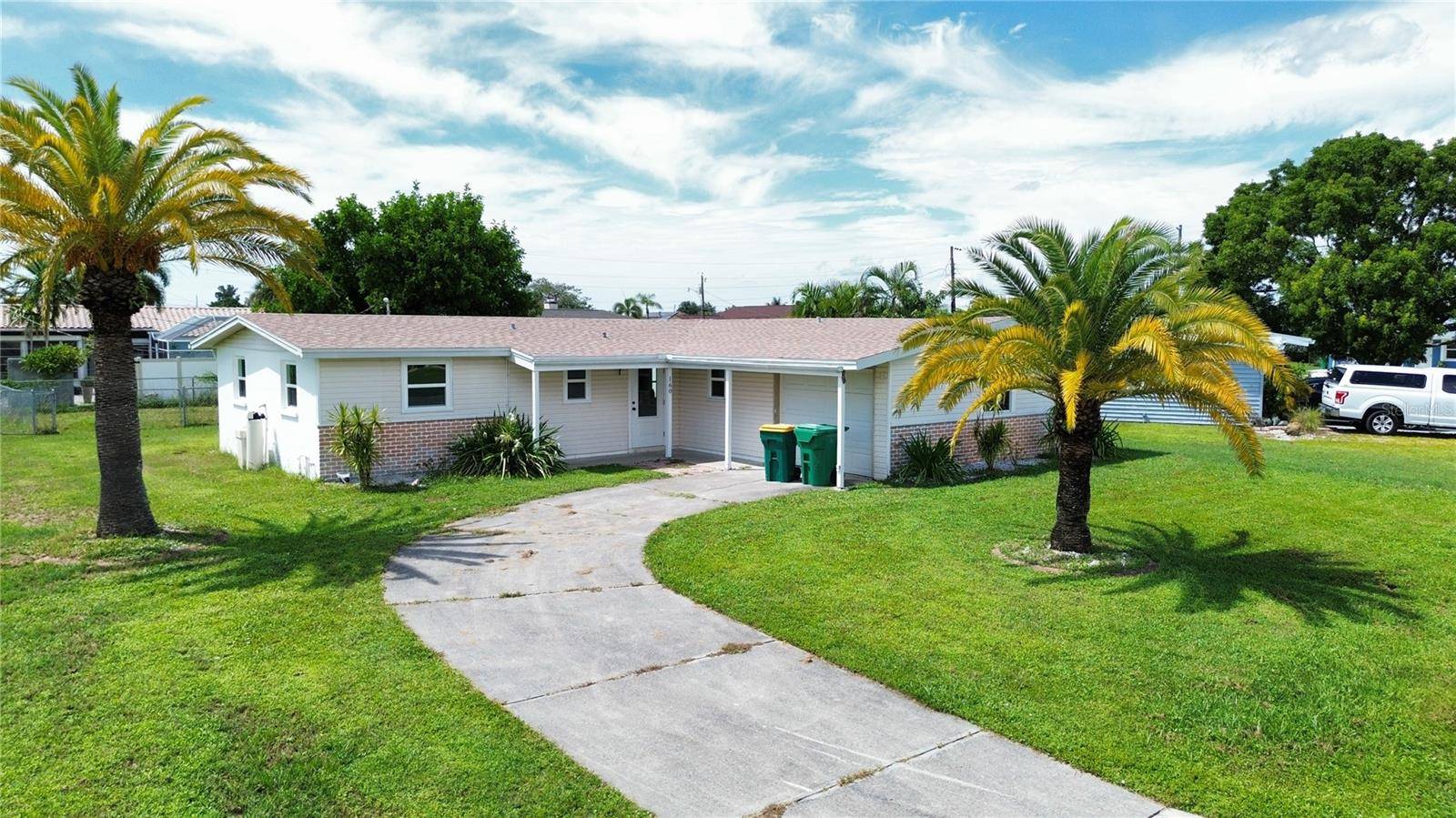 160 FRANCIS DR NE, Port Charlotte, FL 33952