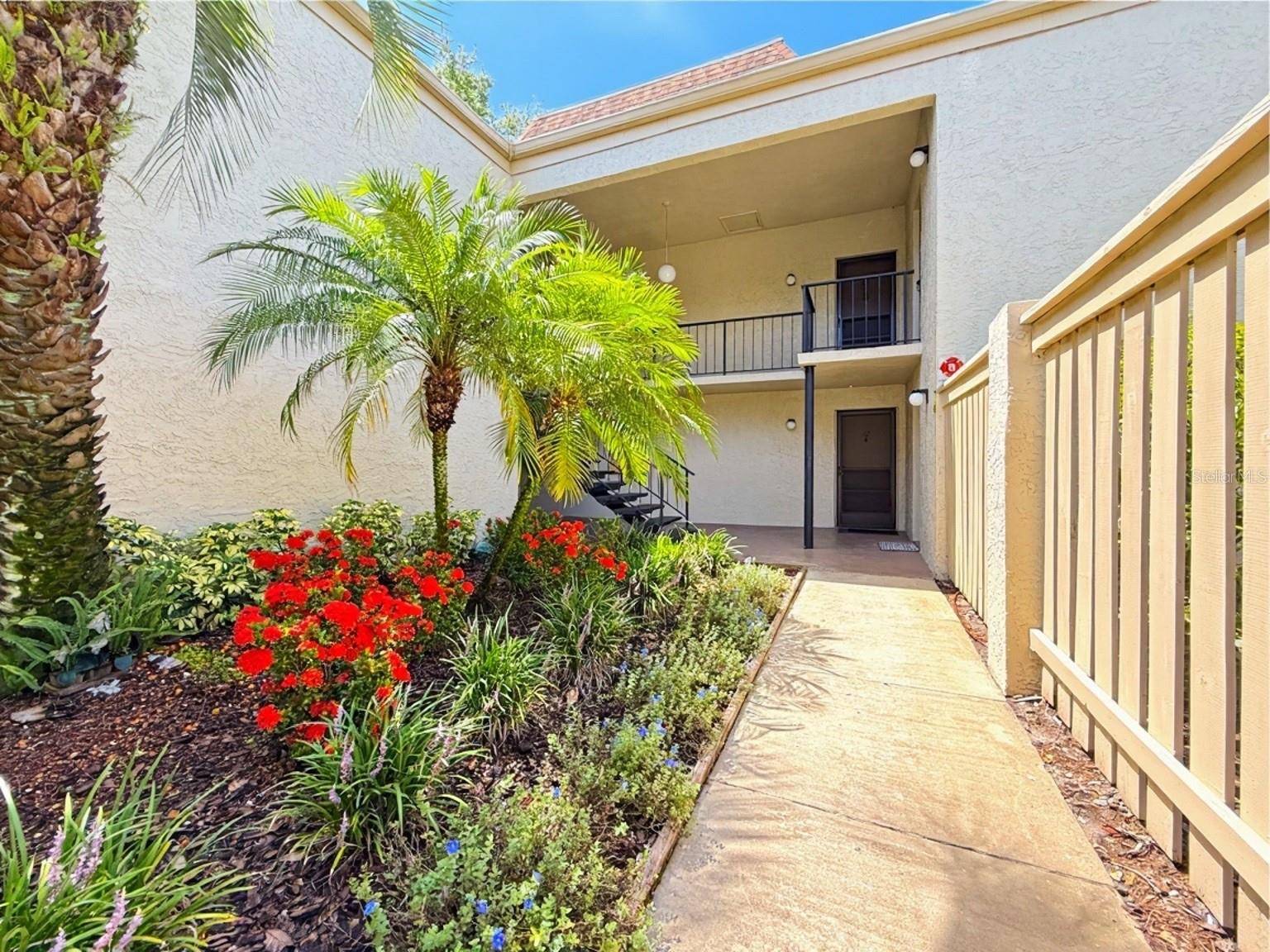 3284 S SEMORAN BLVD #11, Orlando, FL 32822