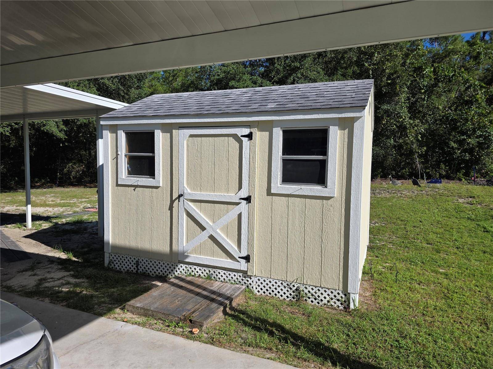 16180 NE 2ND LOOP, Silver Springs, FL 34488